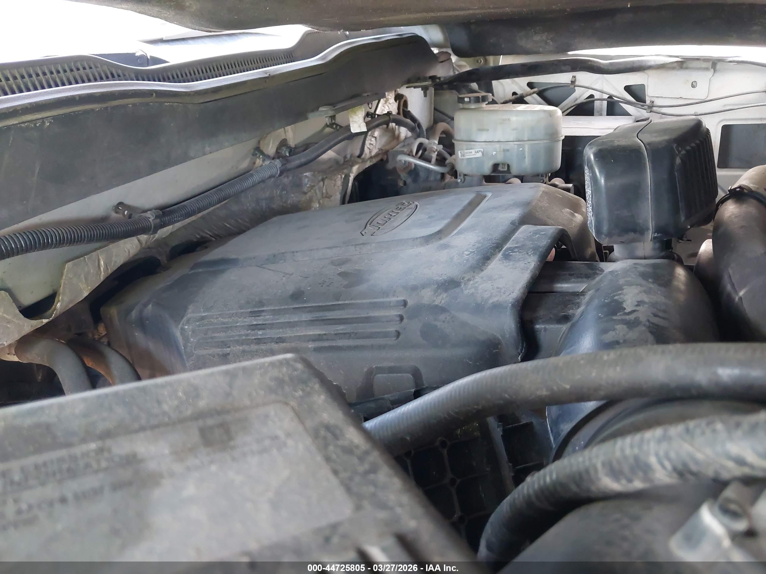 CHEVROLET SILVERADO image 10