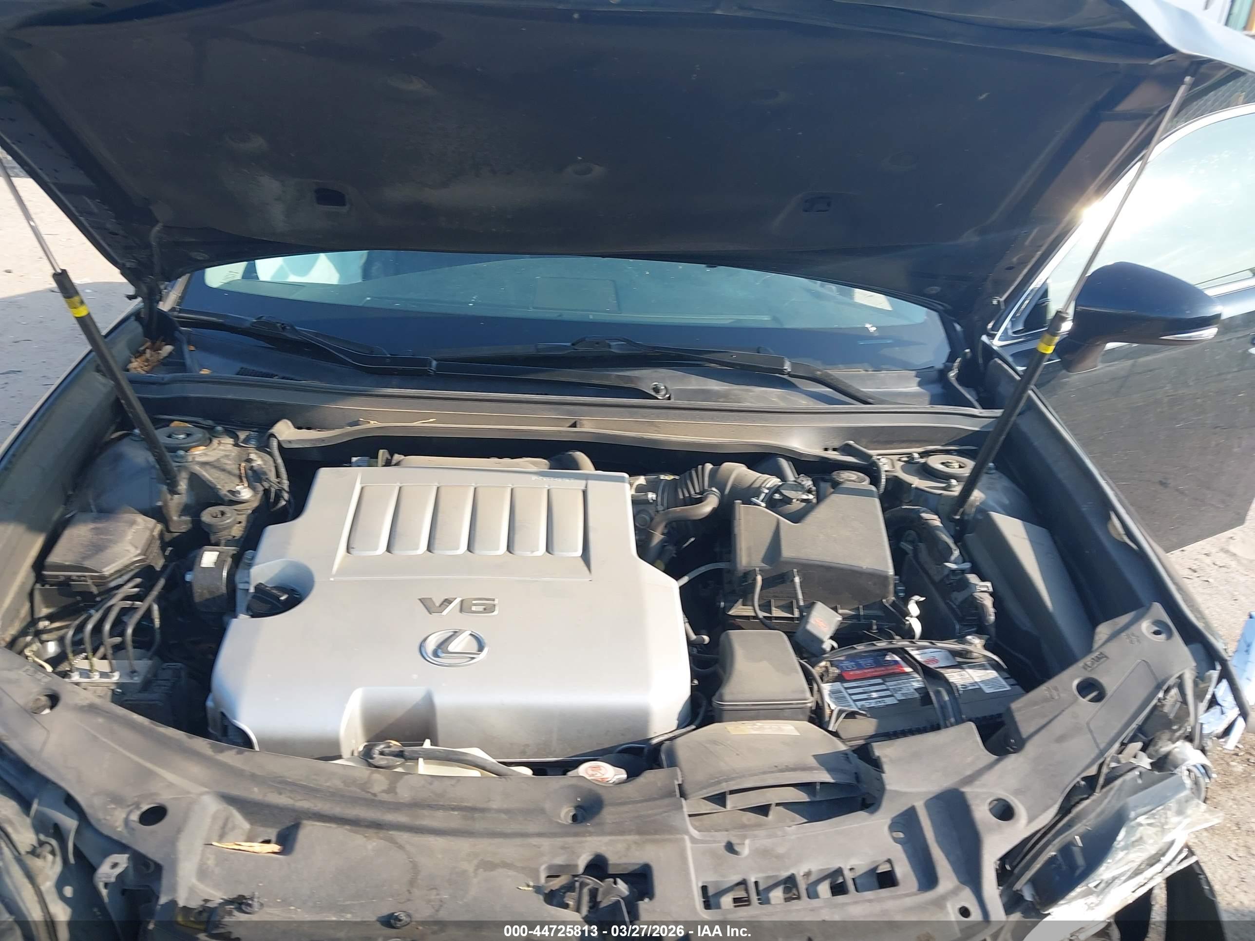 LEXUS ES image 10