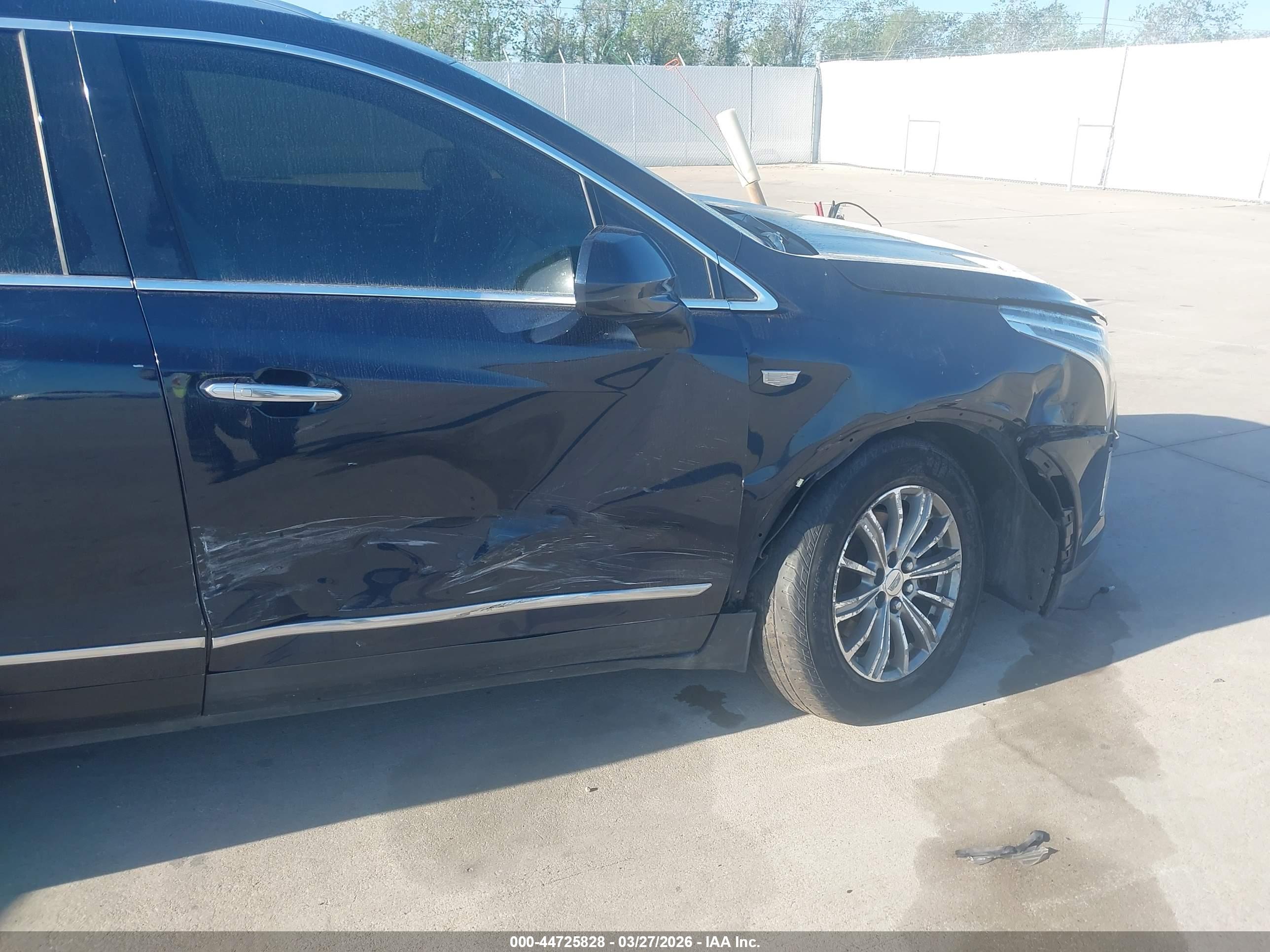 CADILLAC XT5 image 6