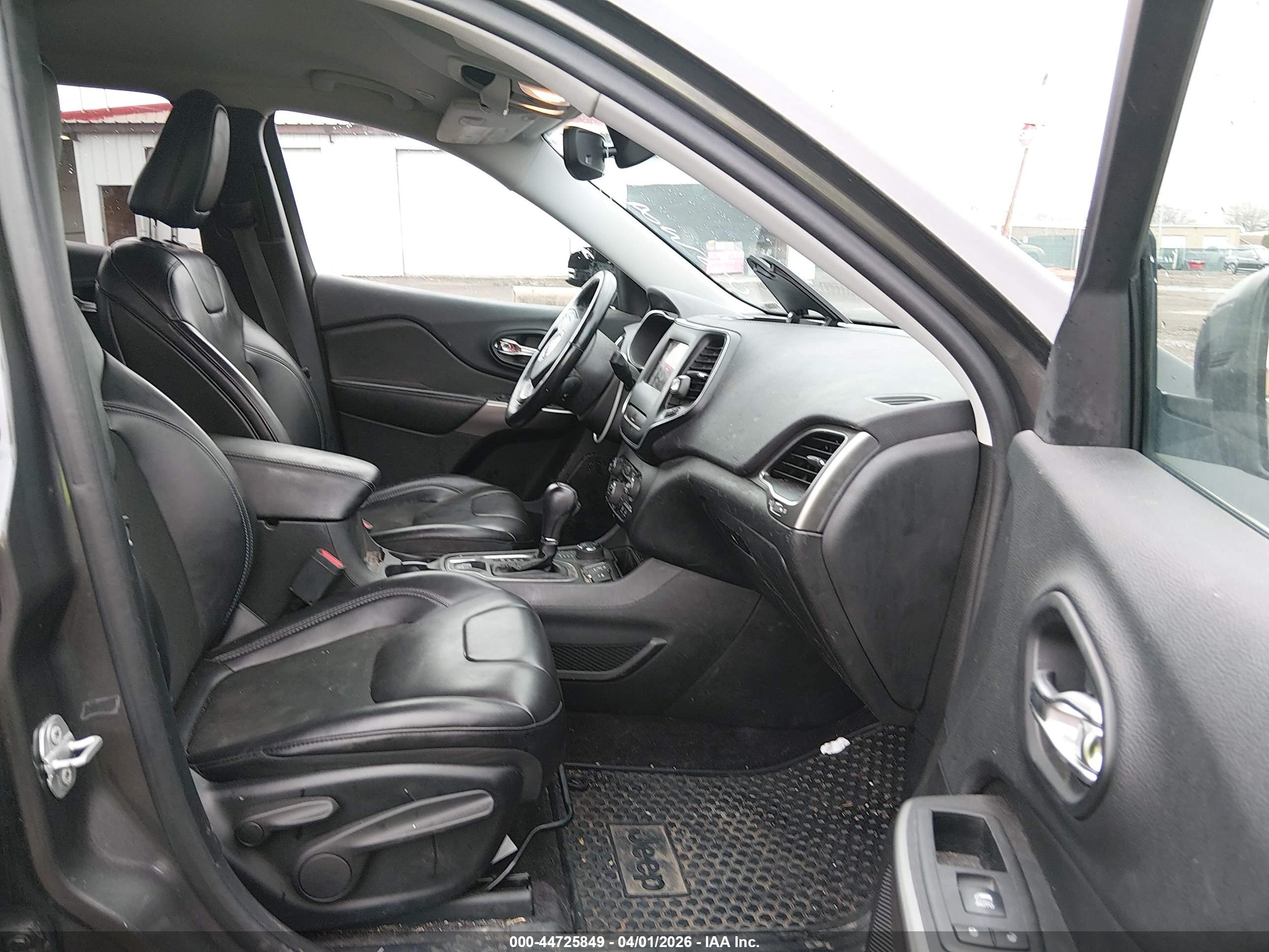 JEEP CHEROKEE image 5