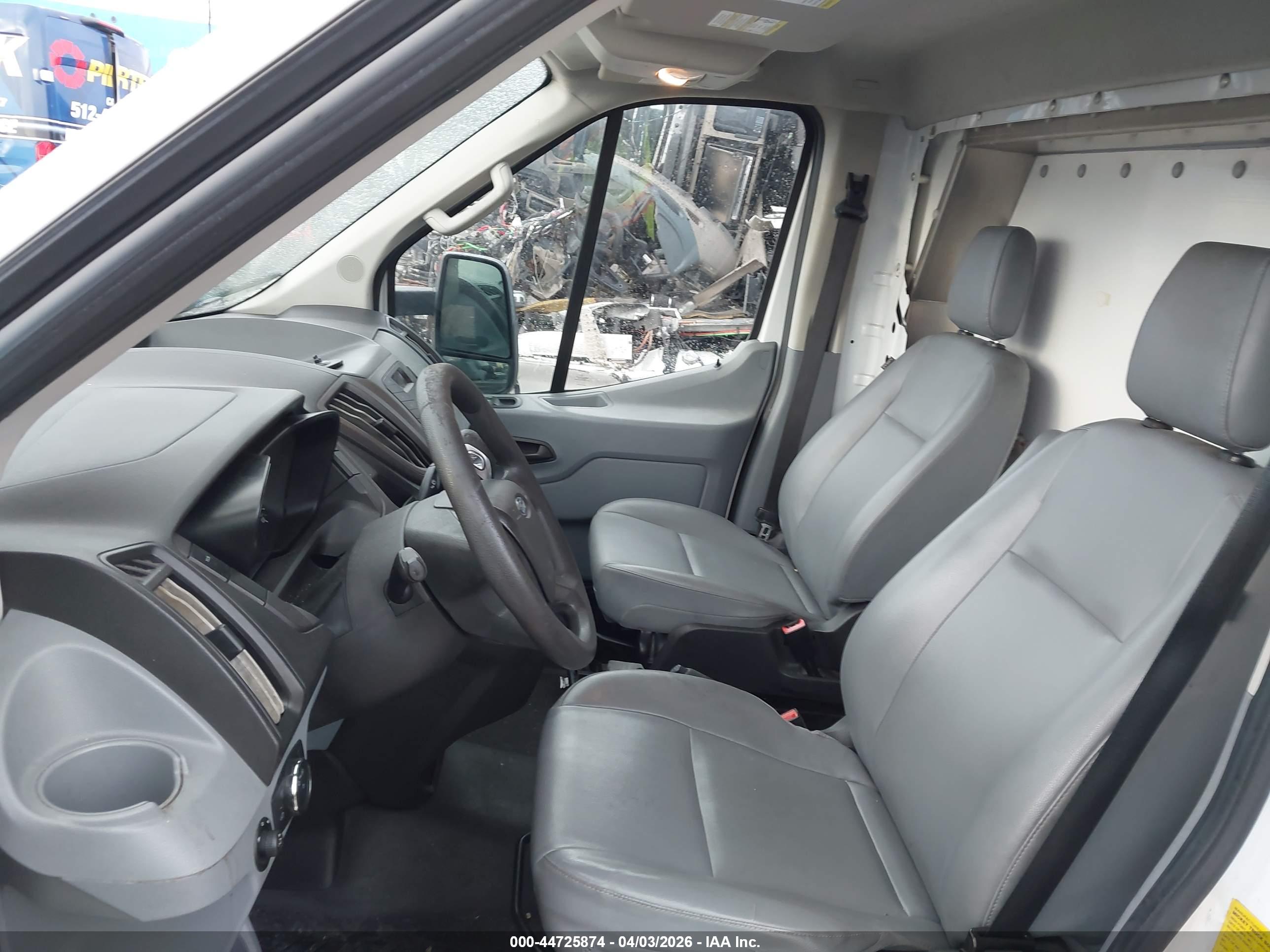 FORD TRANSIT-350 image 7