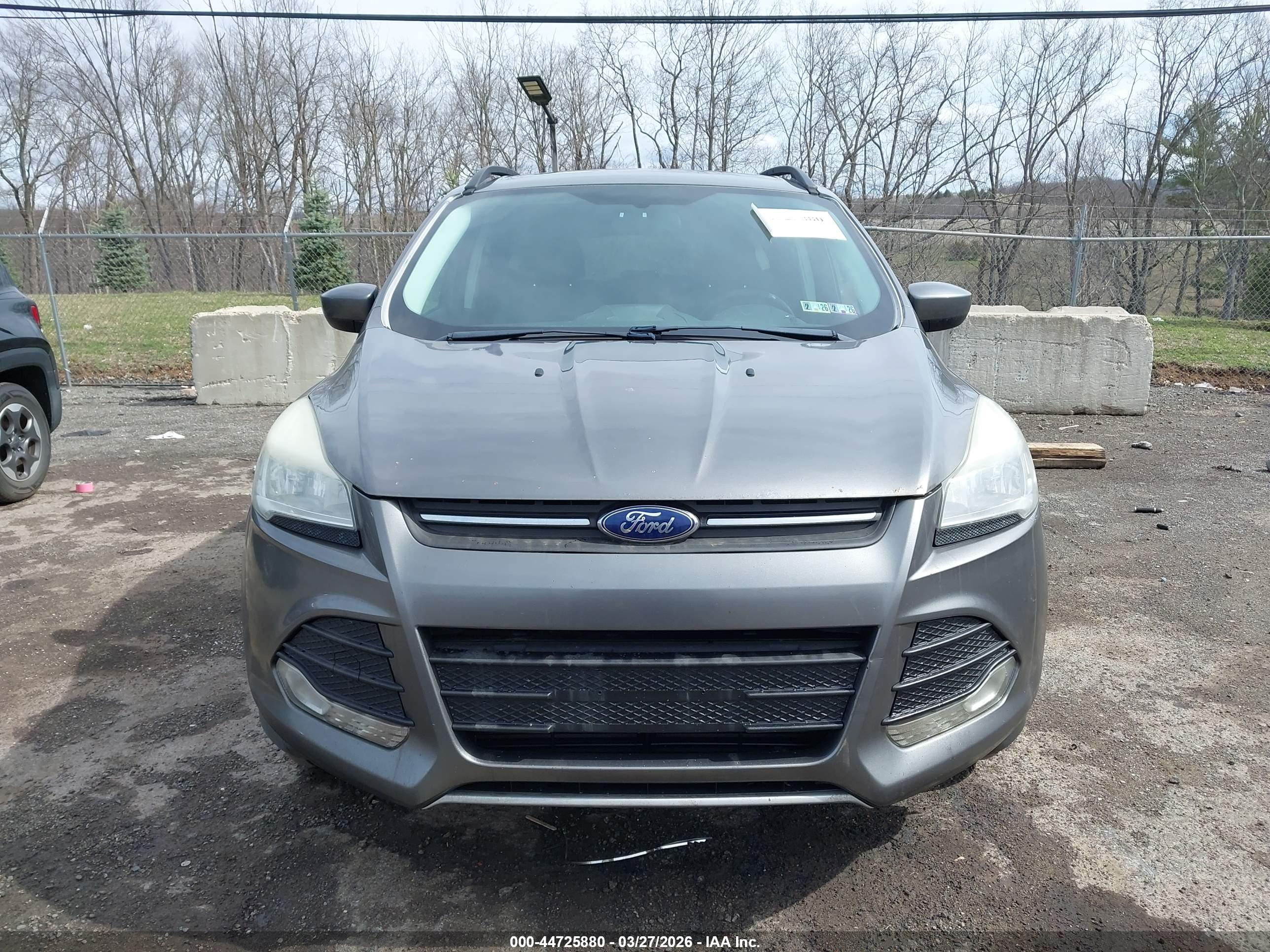 FORD ESCAPE image 6