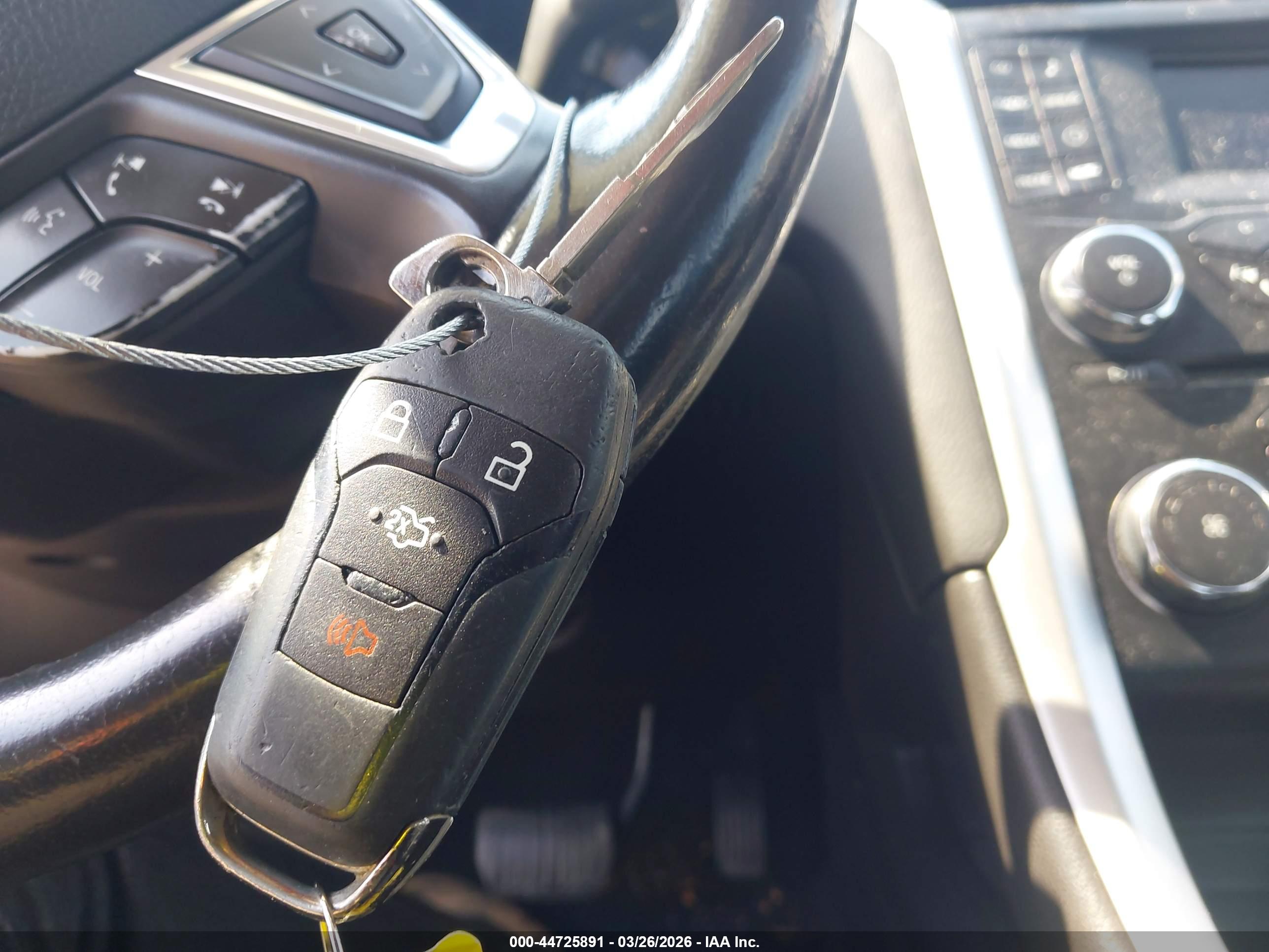 FORD FUSION image 11