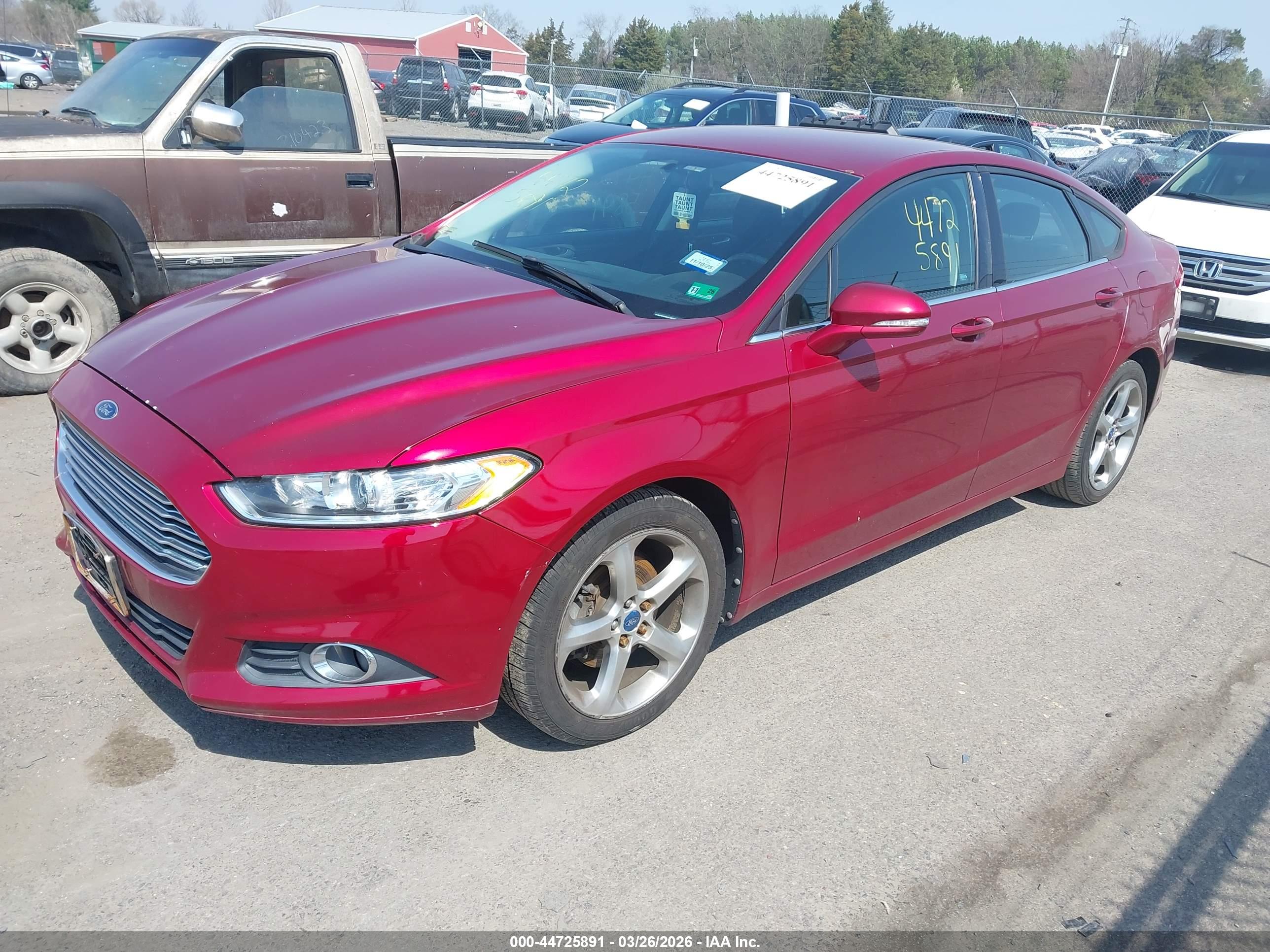 FORD FUSION image 2