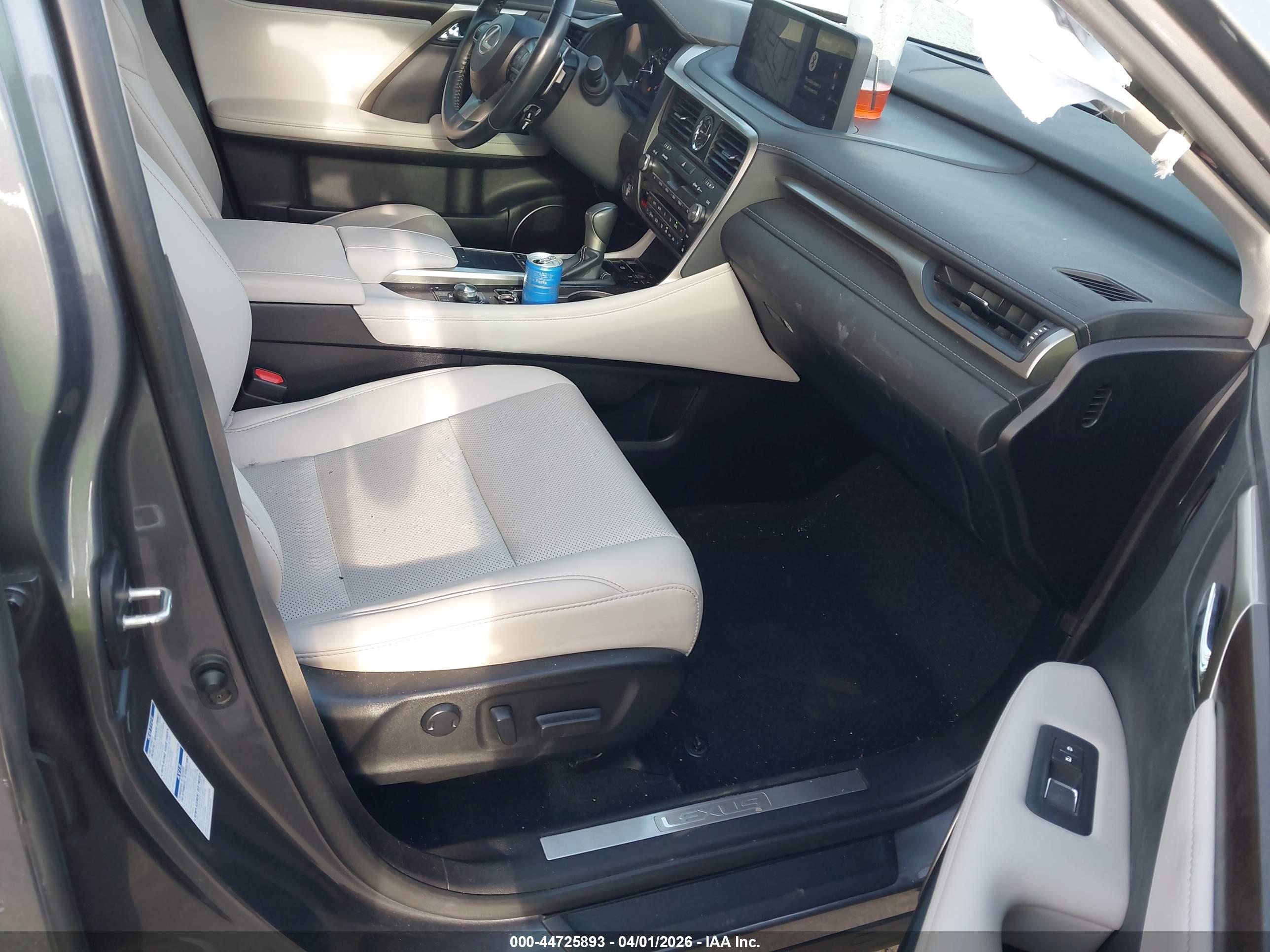 LEXUS RX image 5