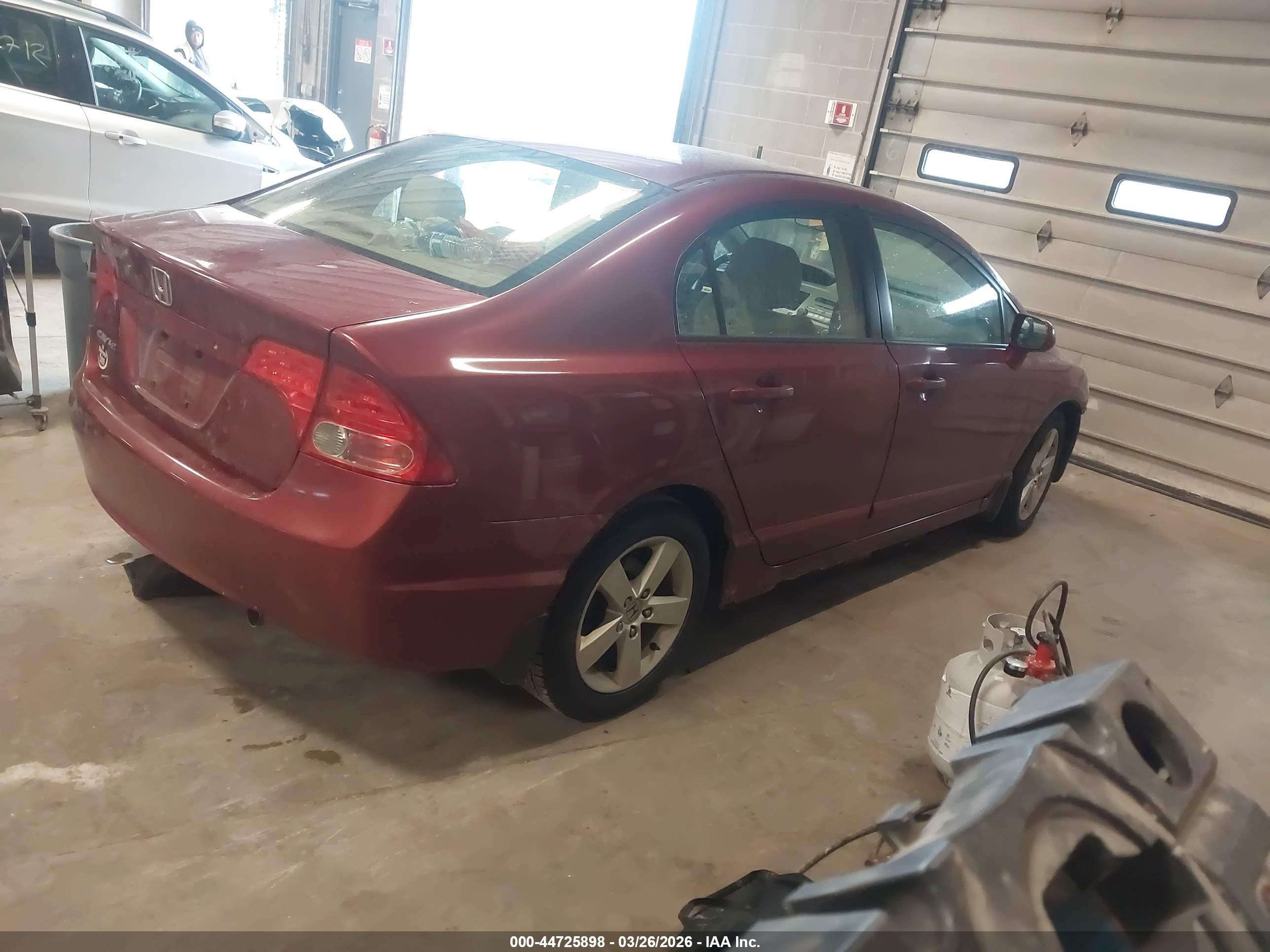 HONDA CIVIC image 4