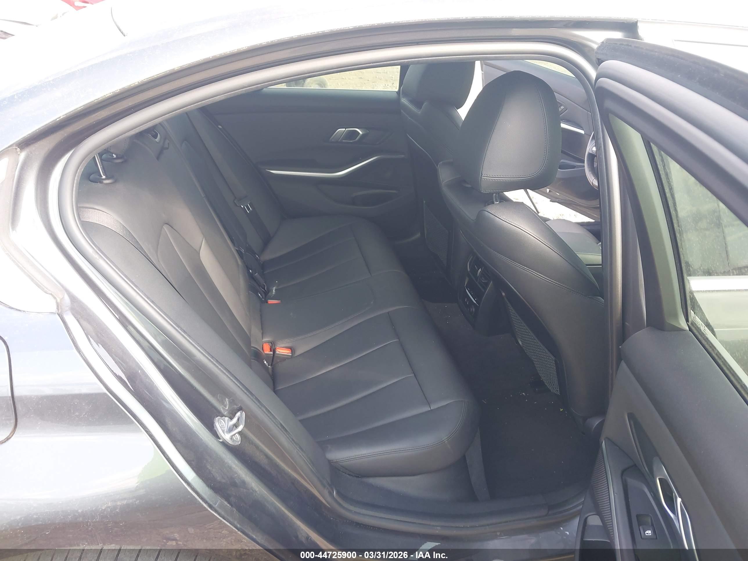 BMW 330I image 8