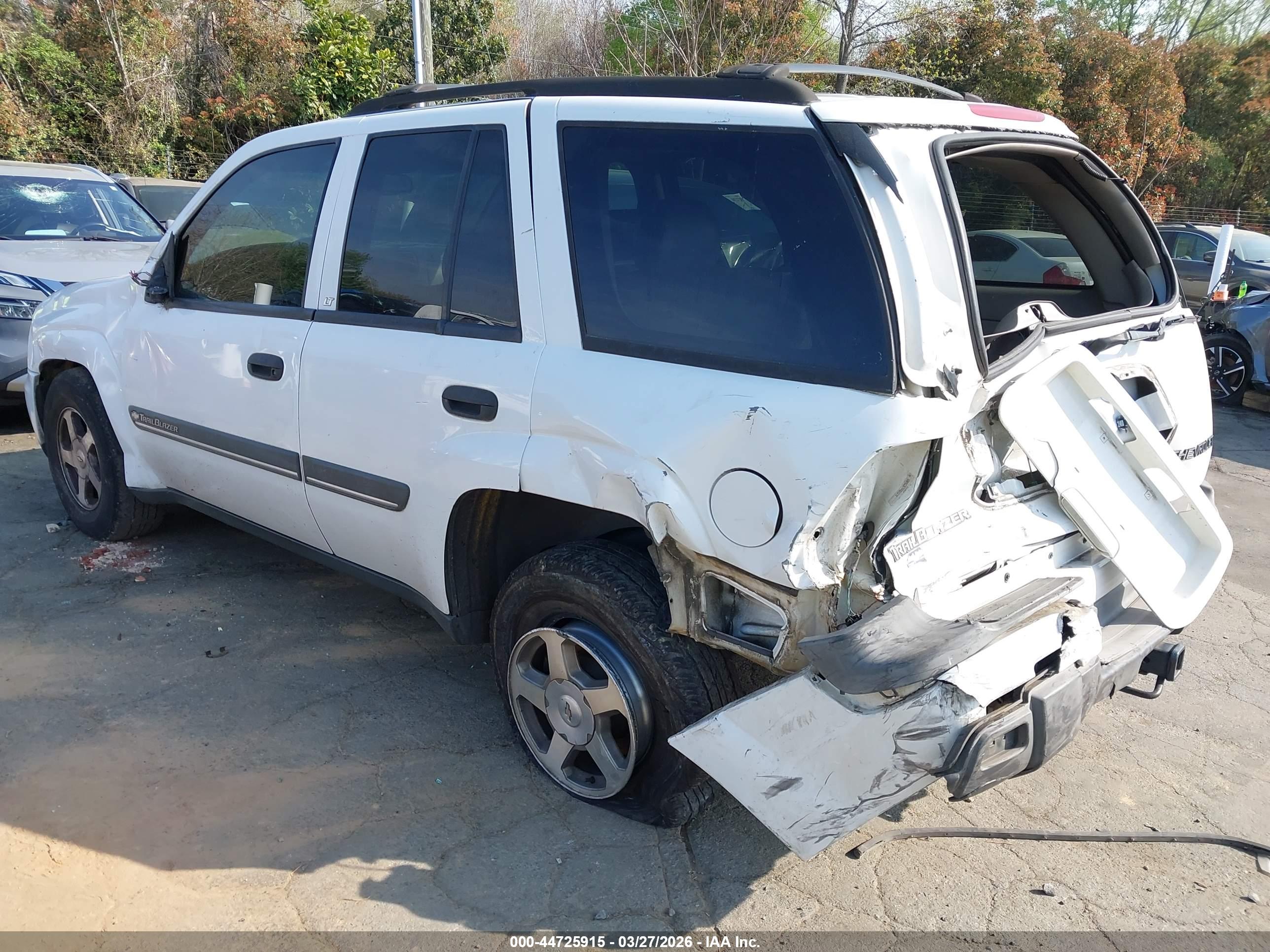 CHEVROLET TRAILBLAZER image 3