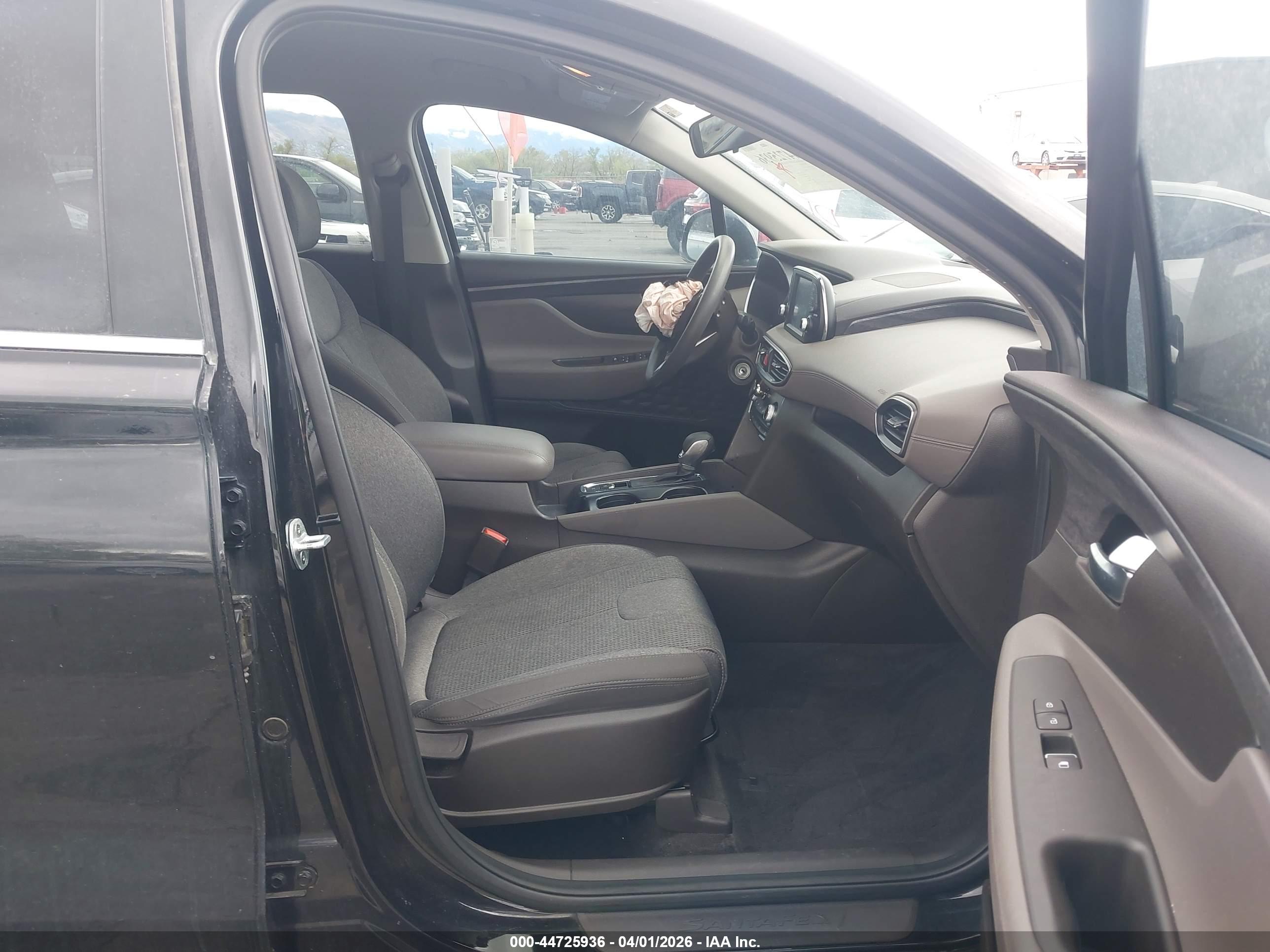 HYUNDAI SANTA image 5