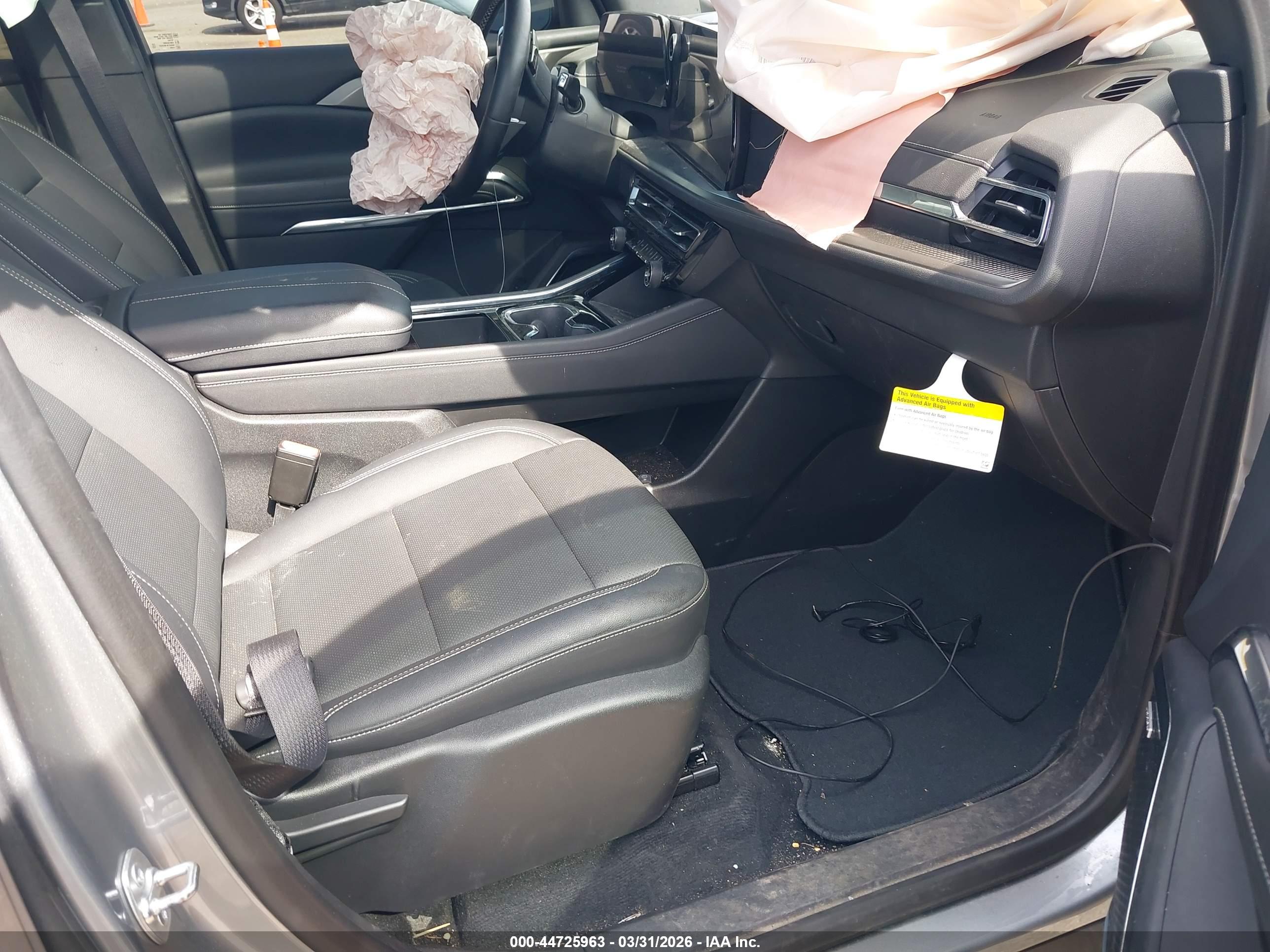 CHEVROLET TRAVERSE image 5