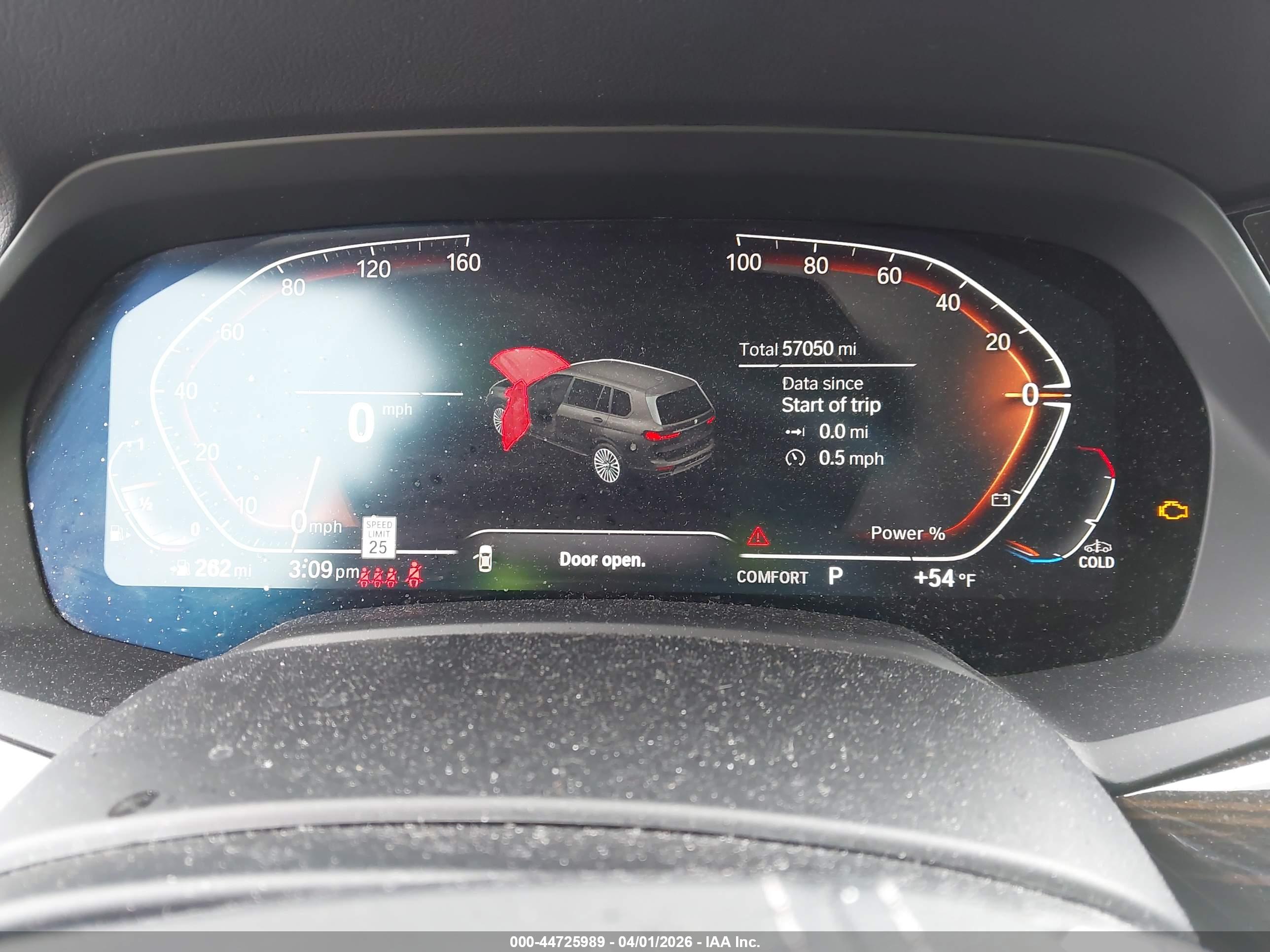 BMW X7 image 7