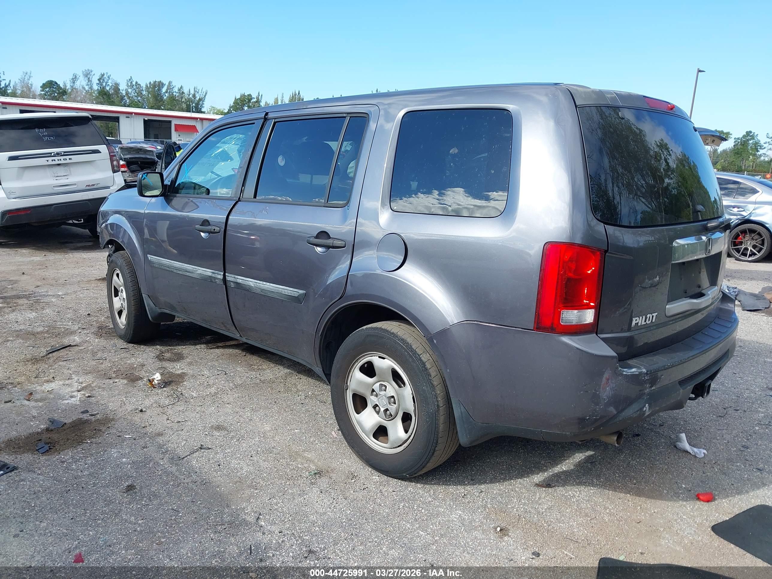 HONDA PILOT image 3