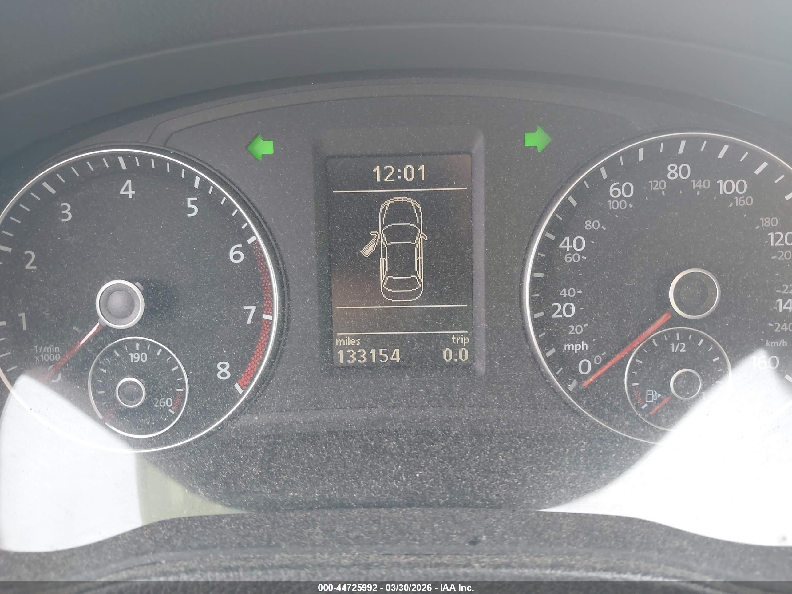 VOLKSWAGEN PASSAT image 7
