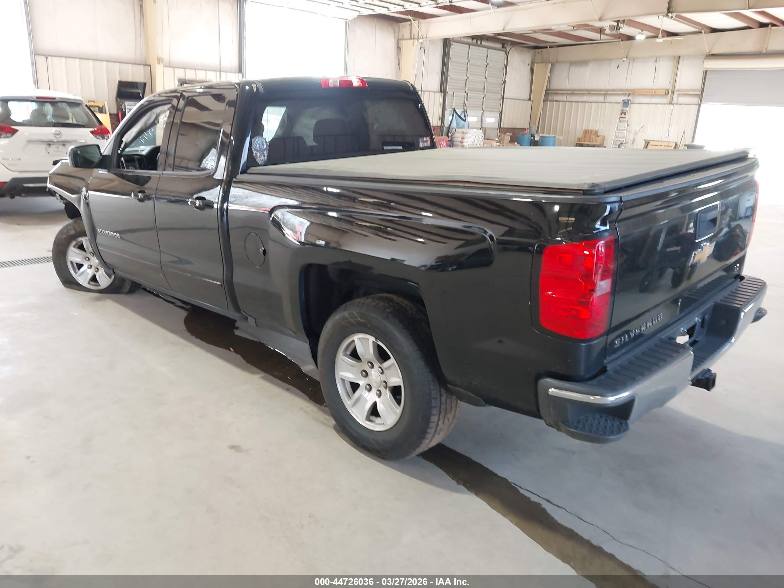 CHEVROLET SILVERADO image 3