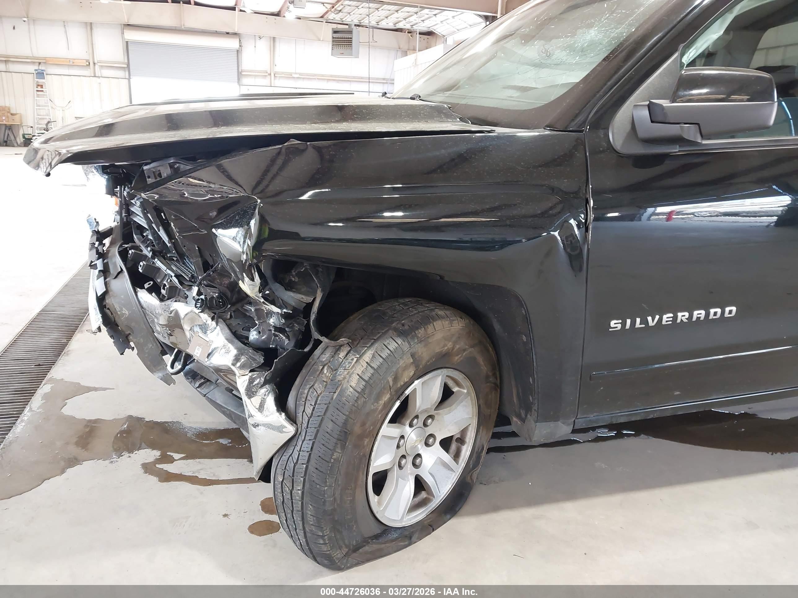 CHEVROLET SILVERADO image 6