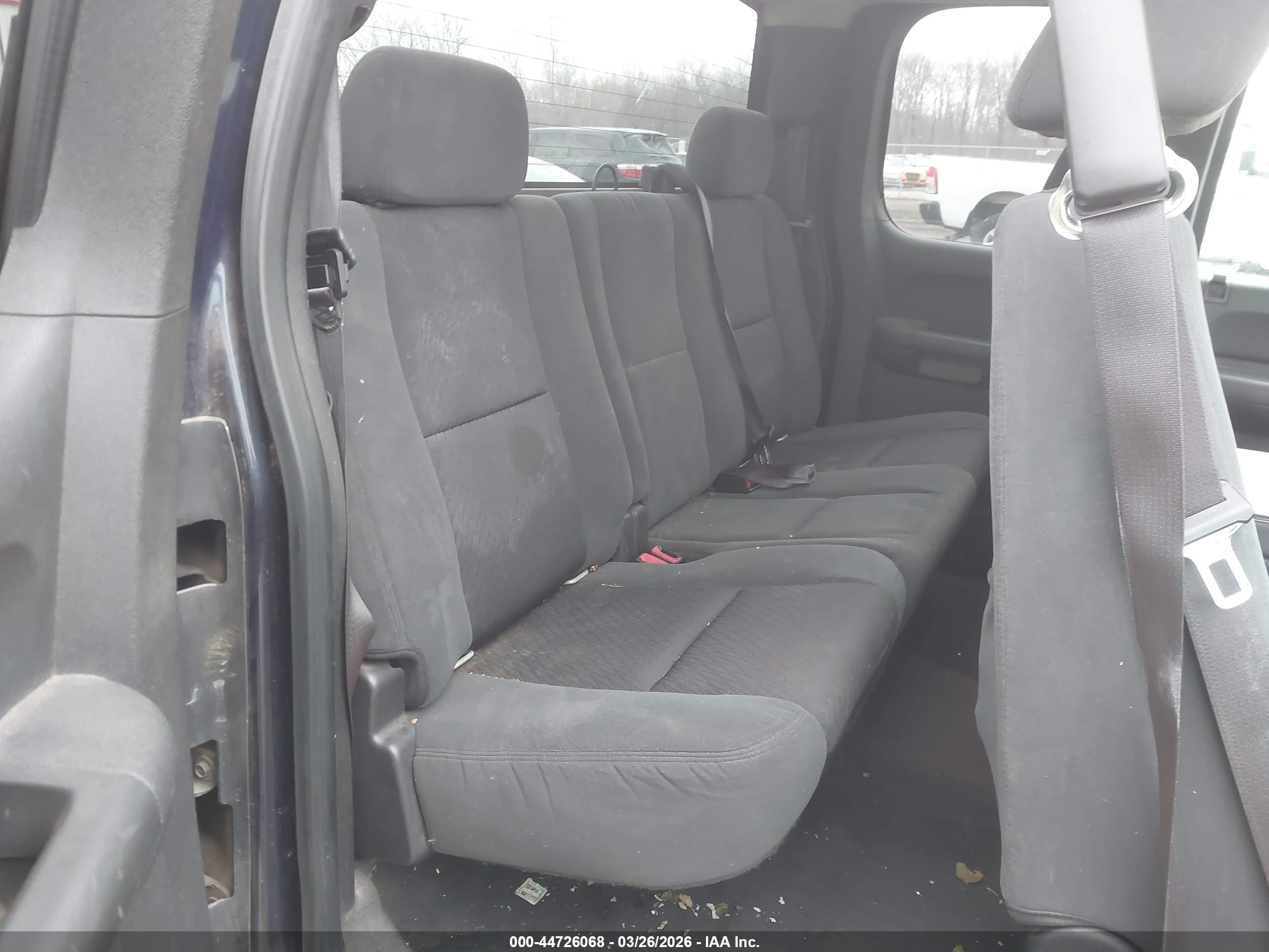 GMC SIERRA image 8