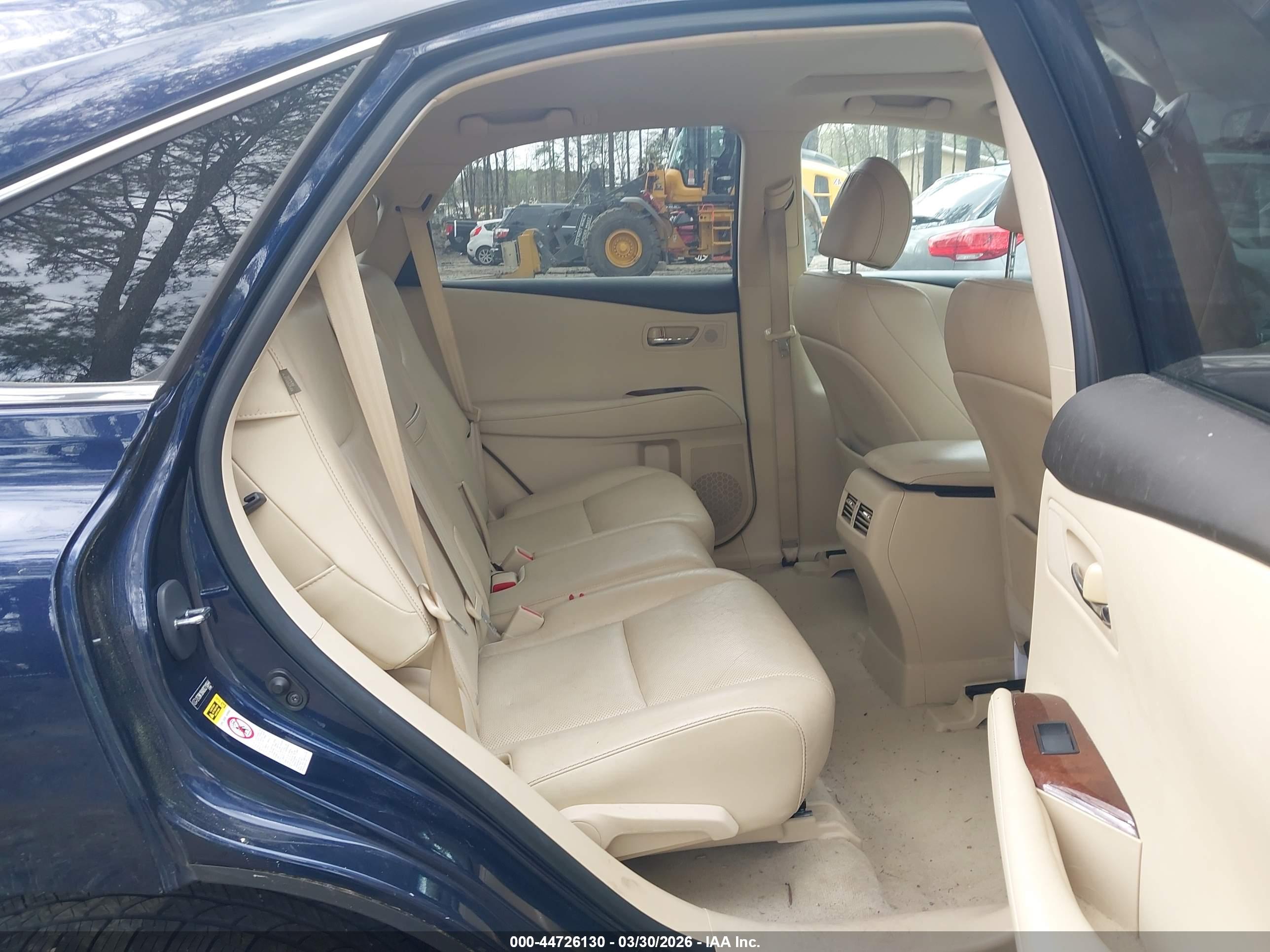 LEXUS RX image 8