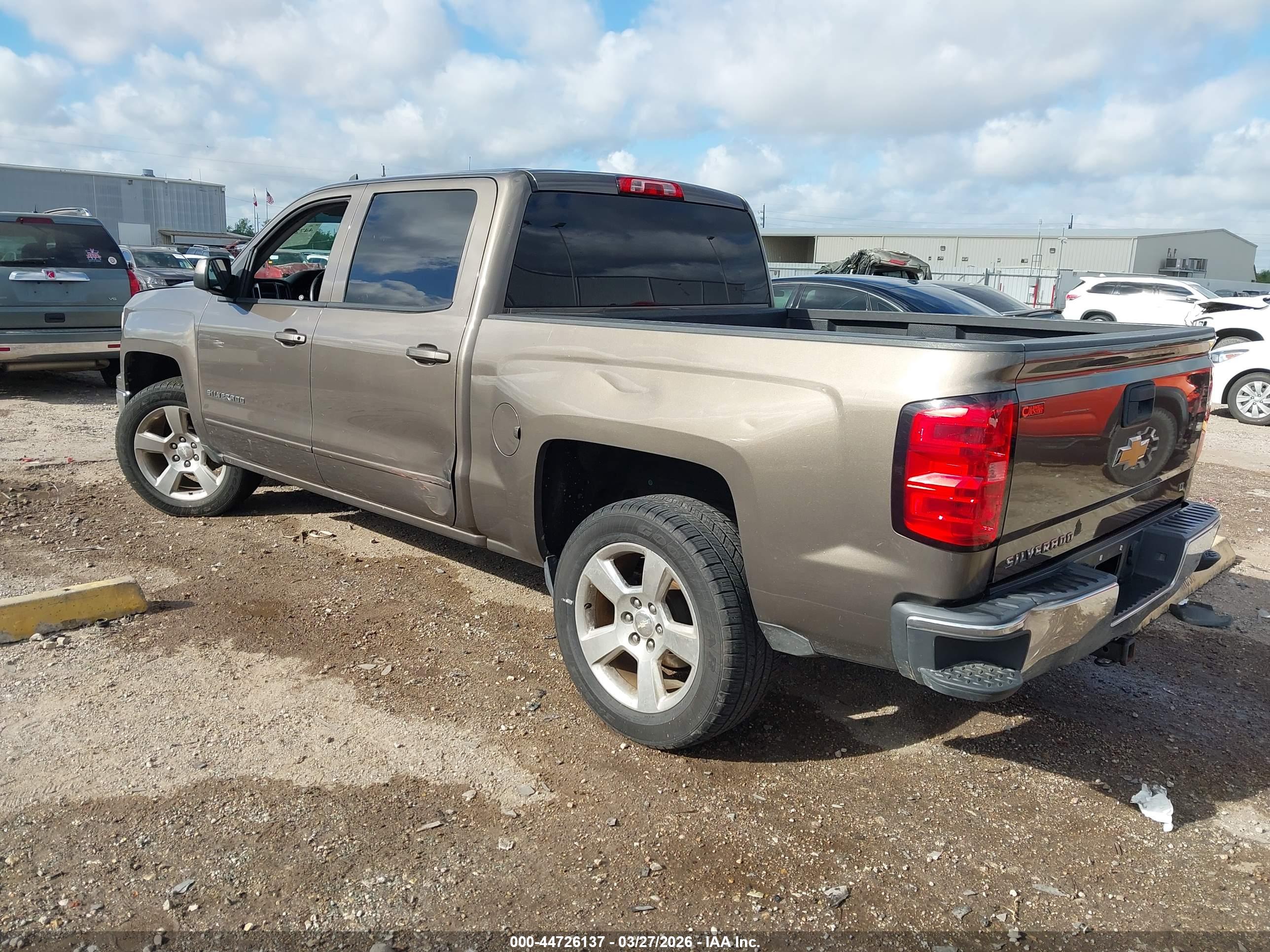 CHEVROLET SILVERADO image 3
