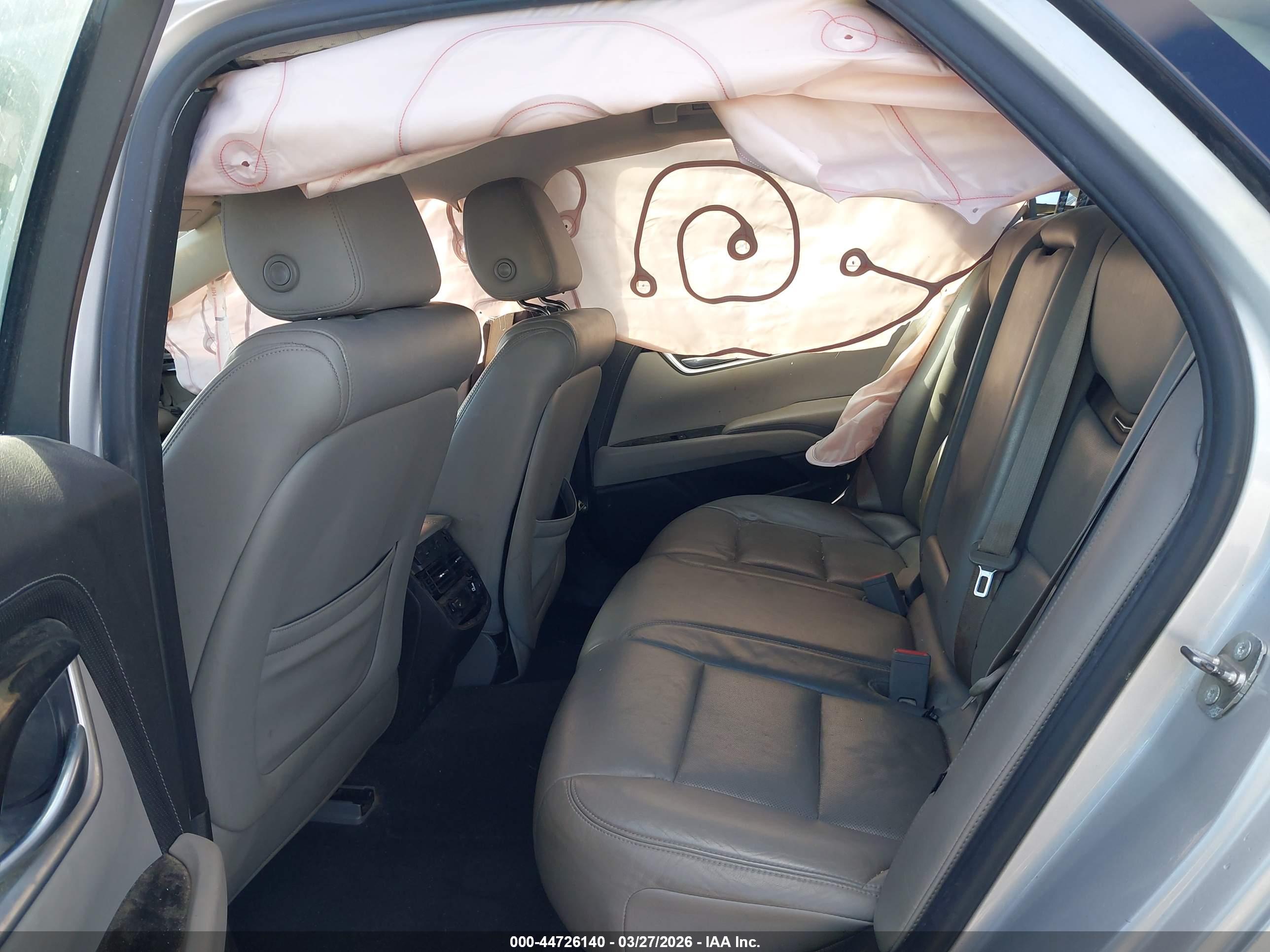 CADILLAC XTS image 8