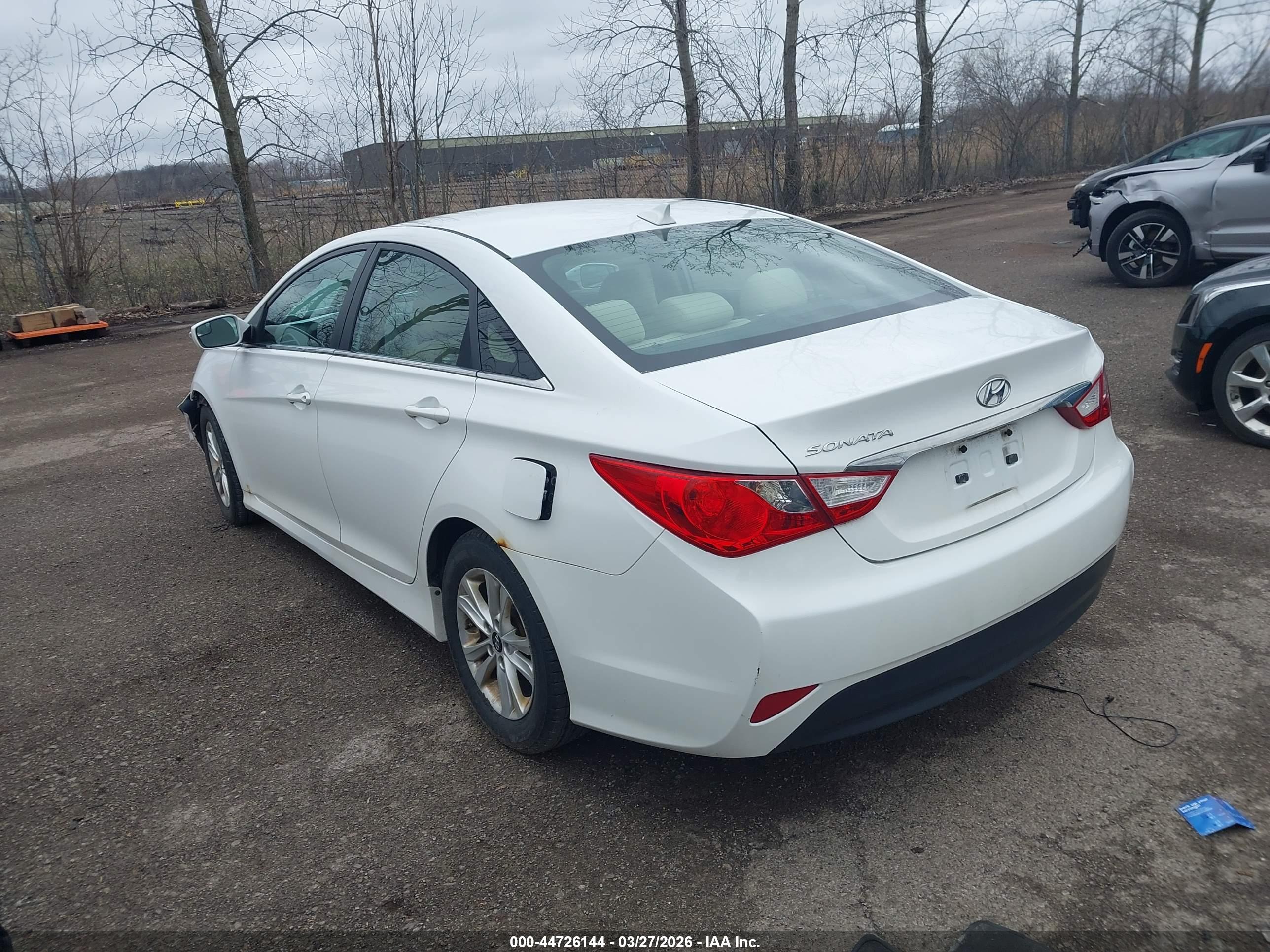 HYUNDAI SONATA image 3