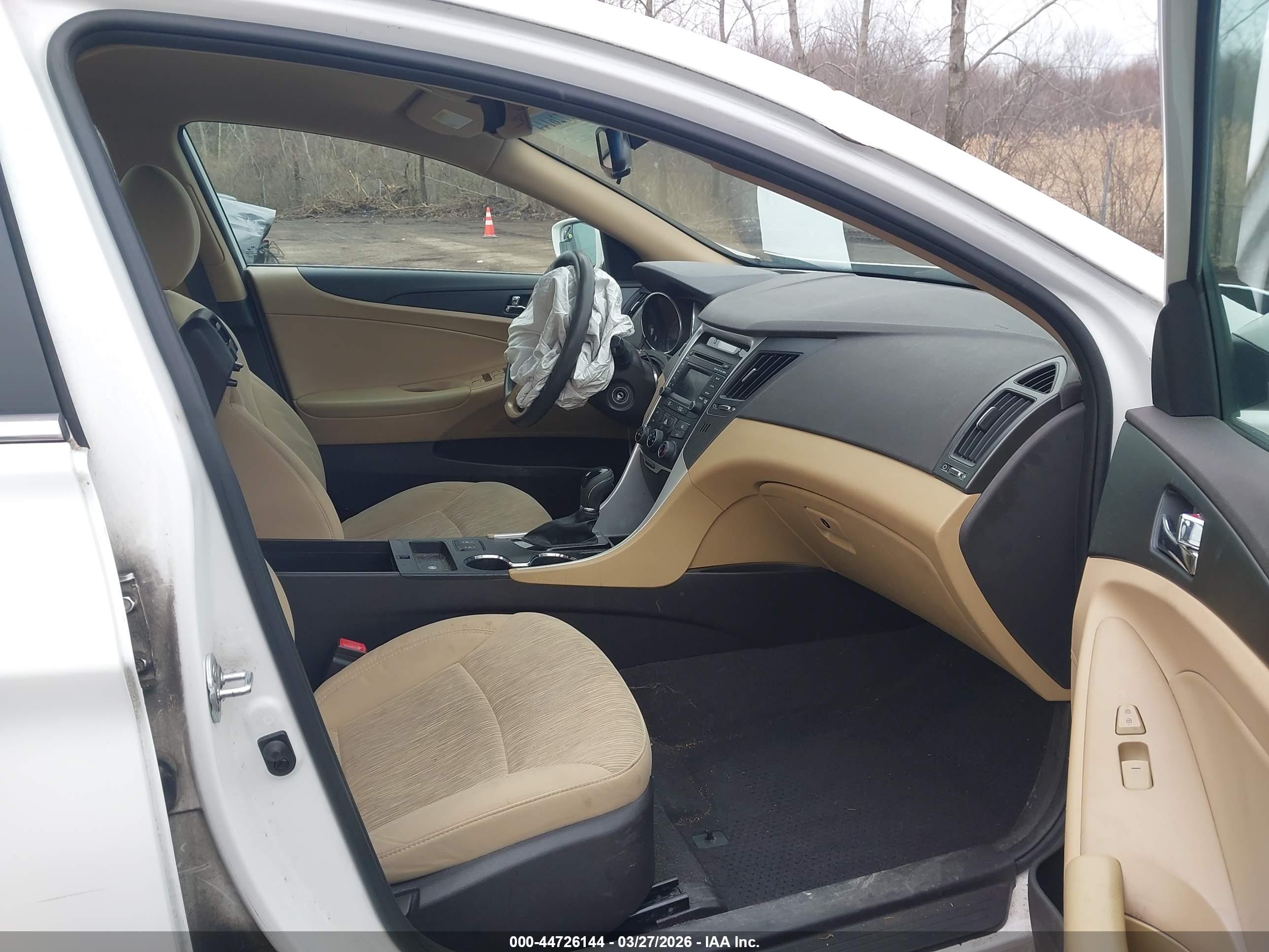 HYUNDAI SONATA image 5