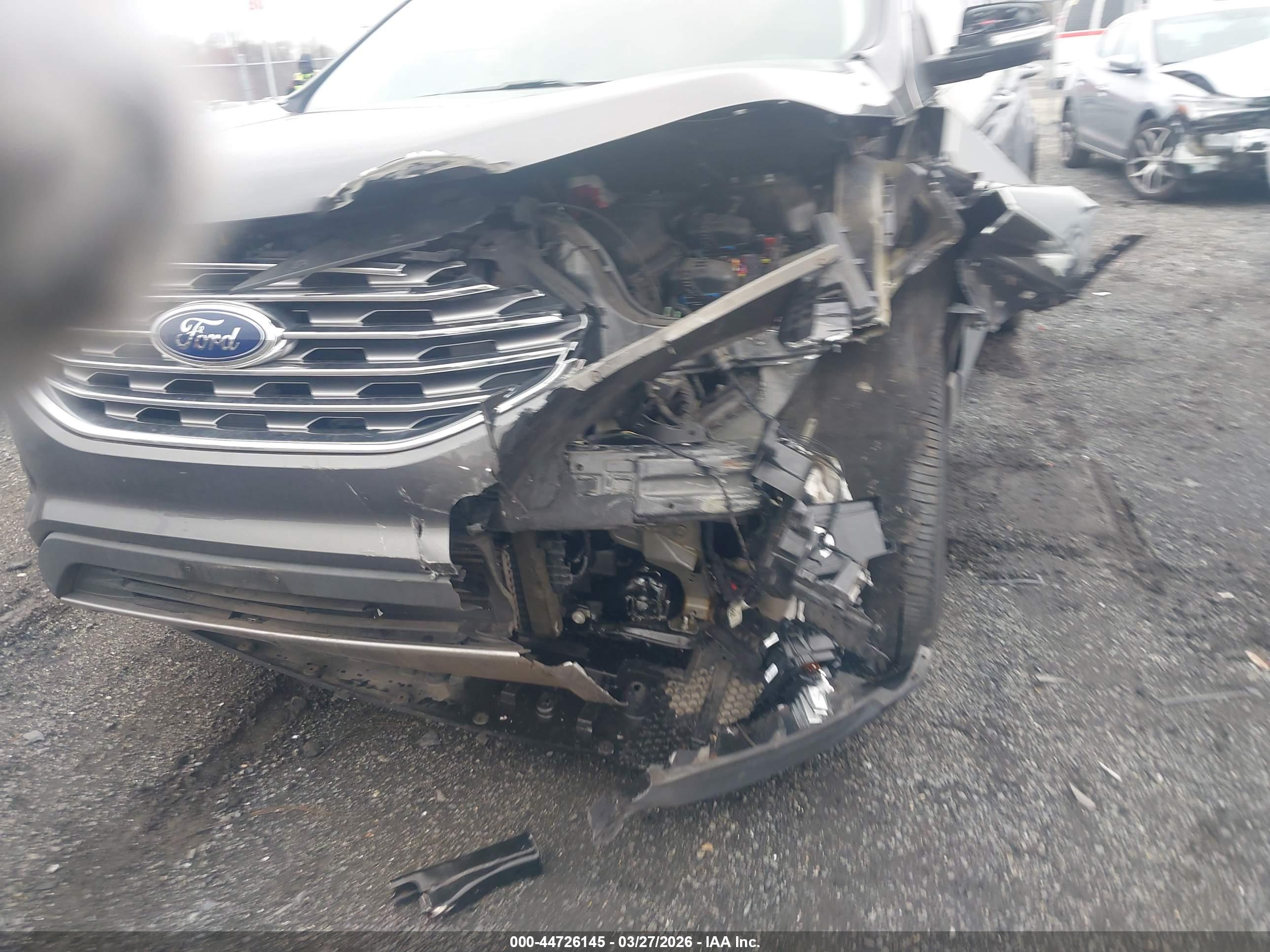 FORD EDGE image 6