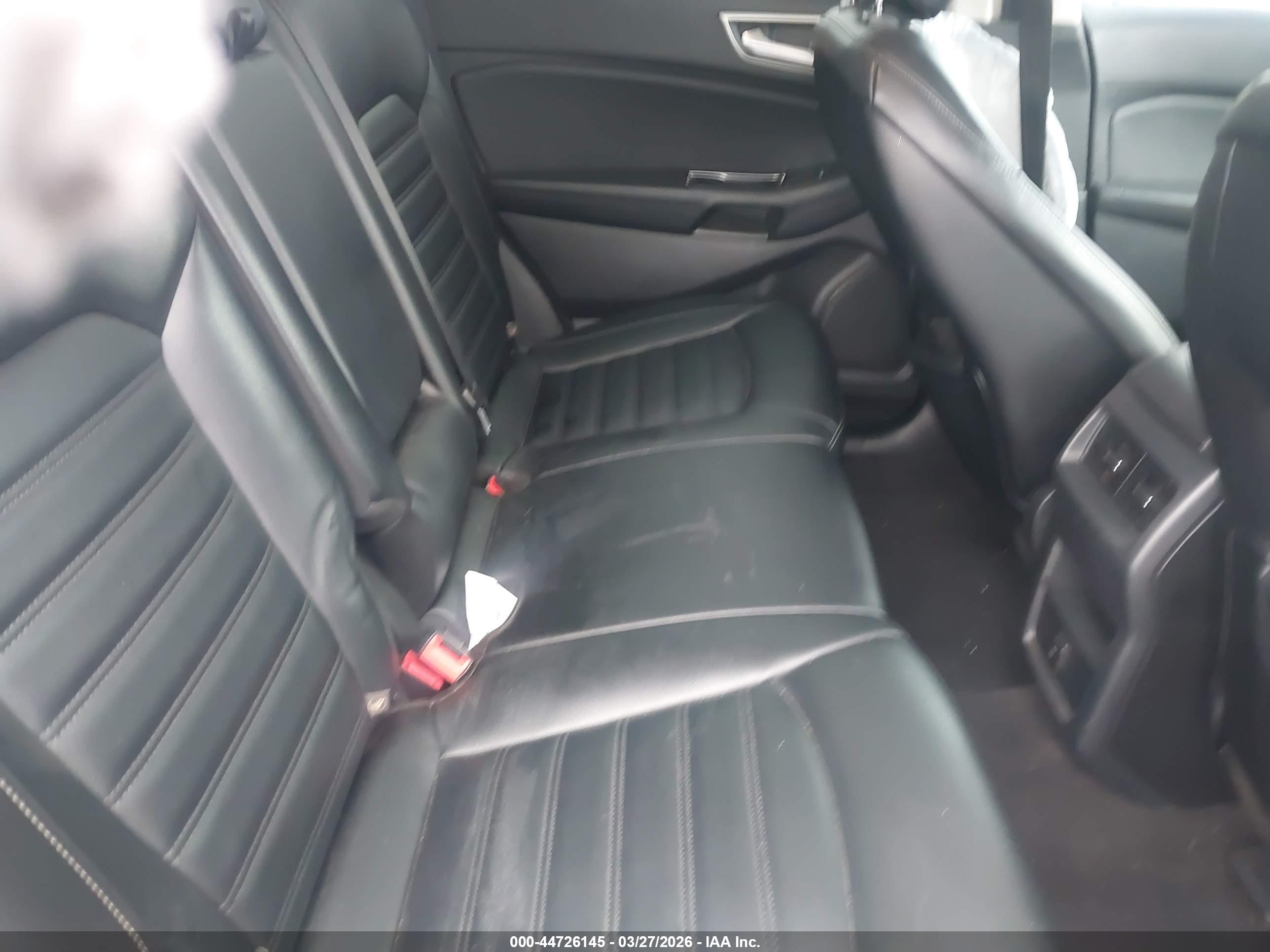 FORD EDGE image 8
