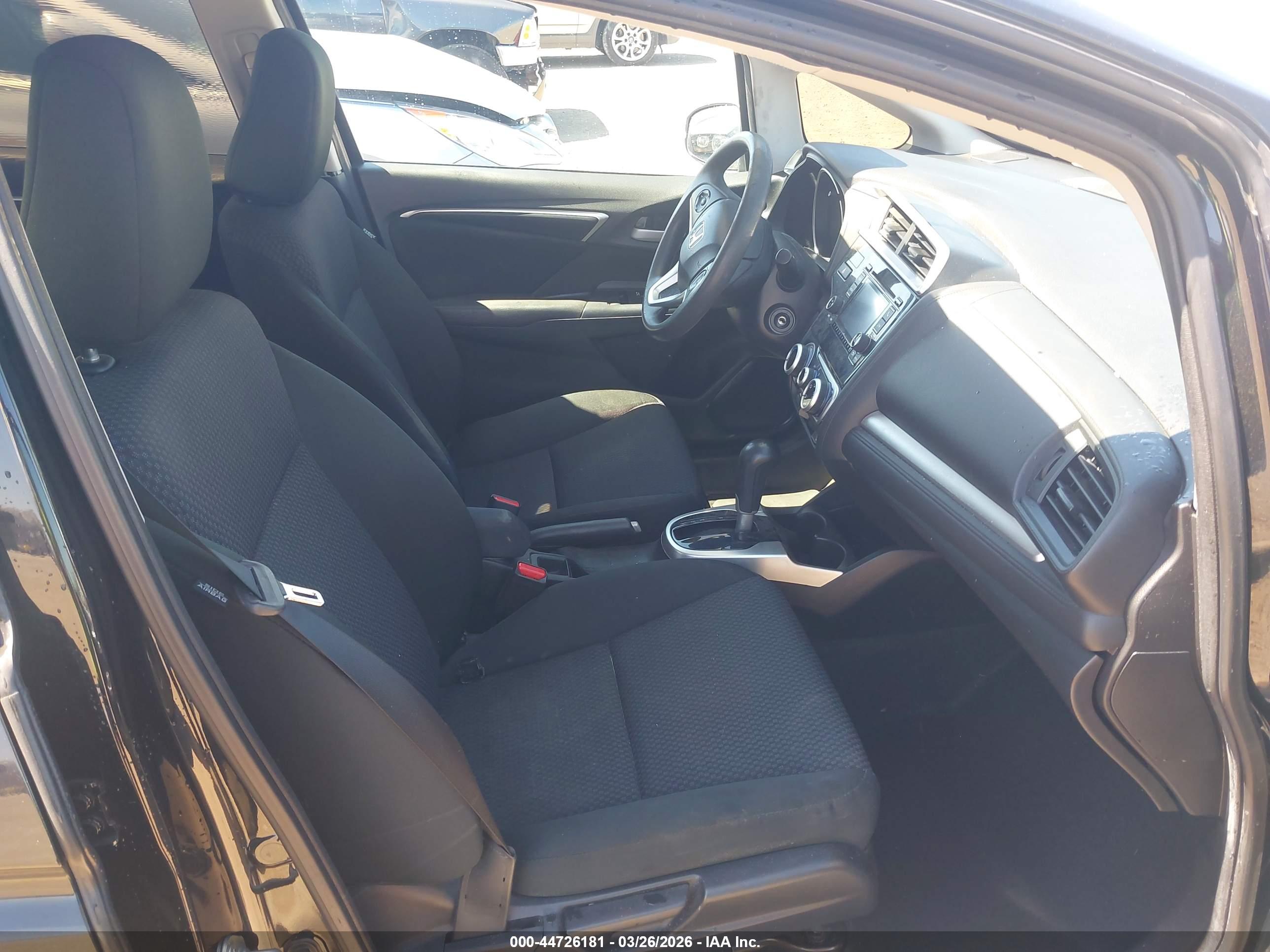 HONDA FIT image 5
