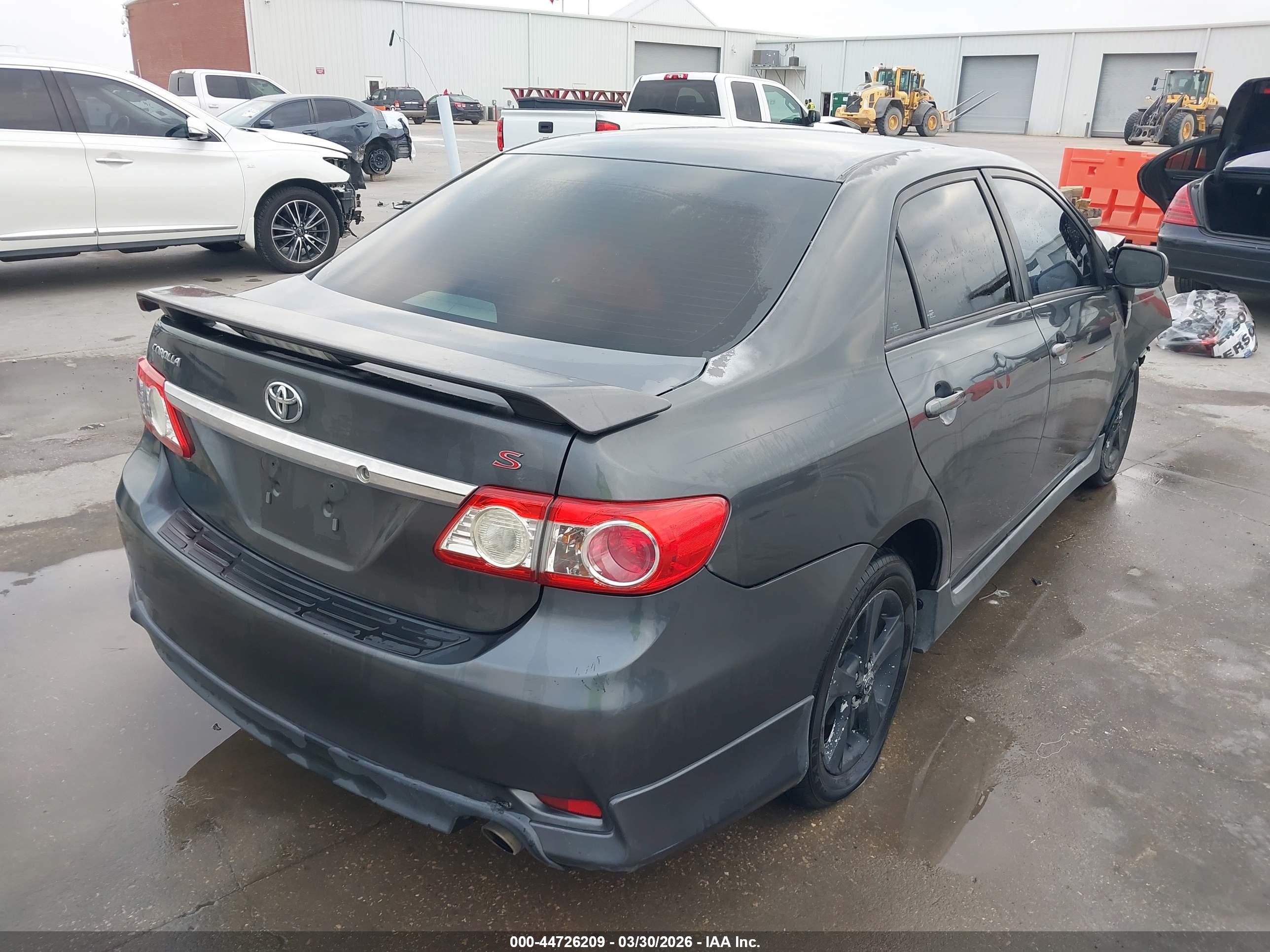 TOYOTA COROLLA image 4