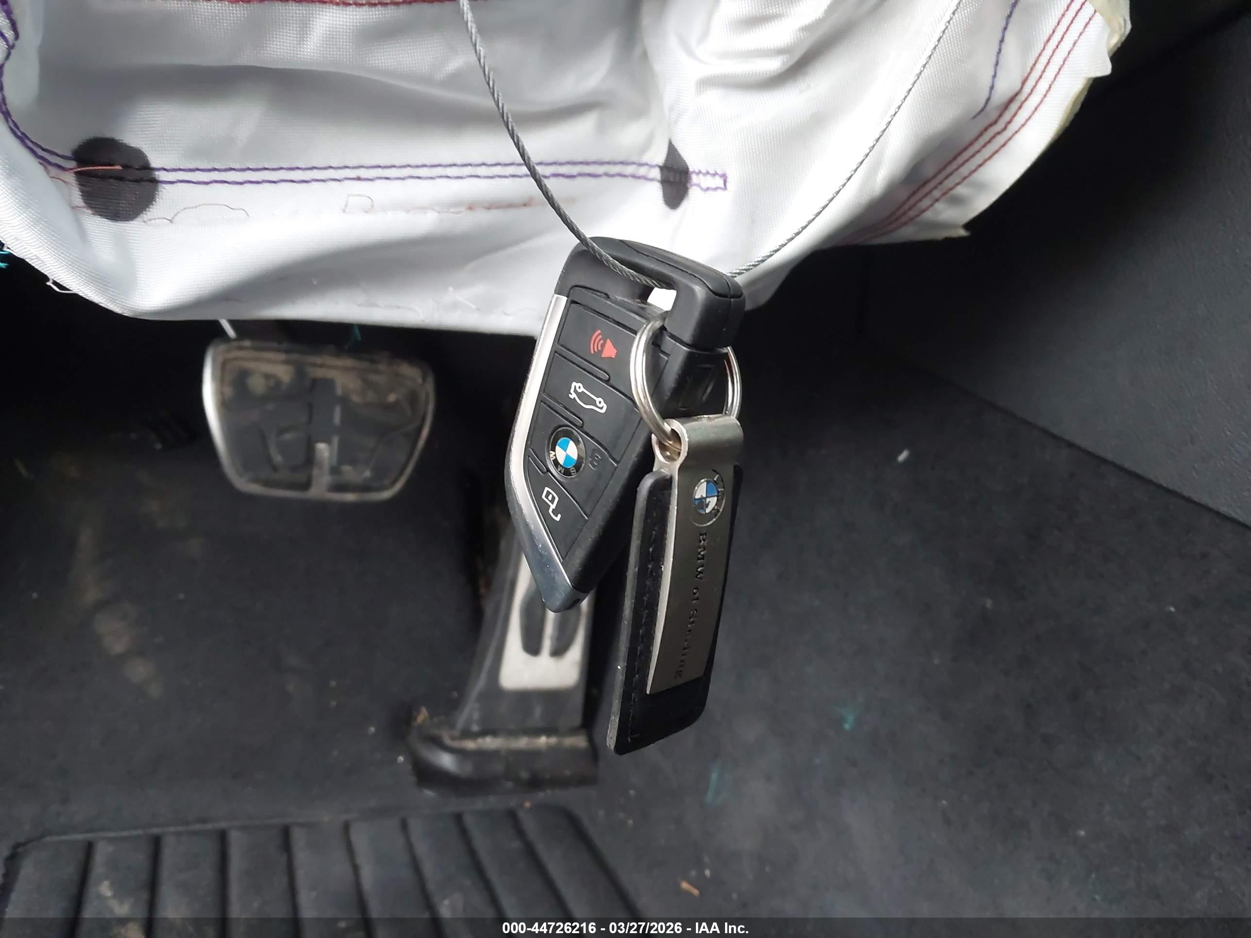 BMW I4 image 11