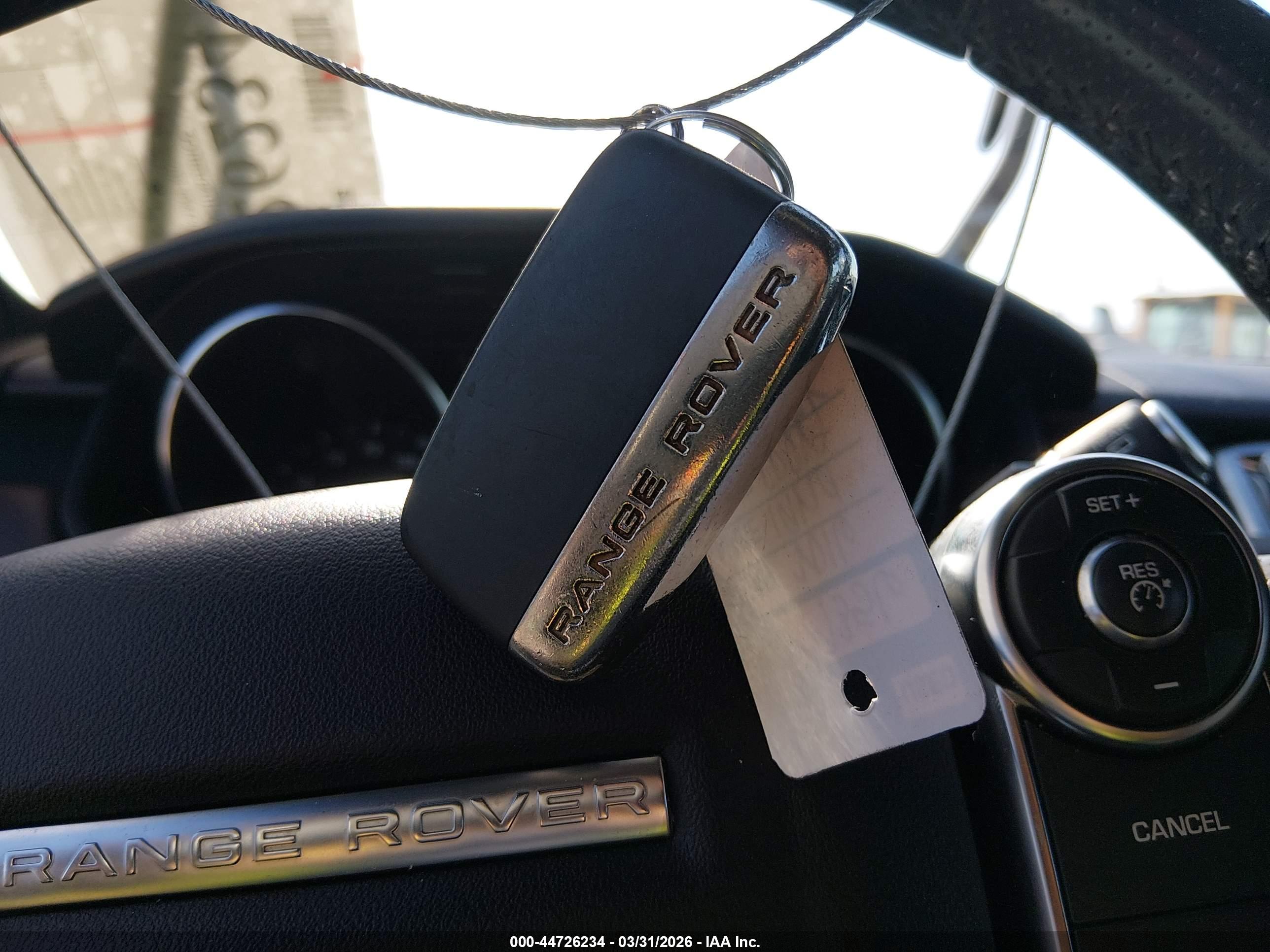 LAND ROVER image 11