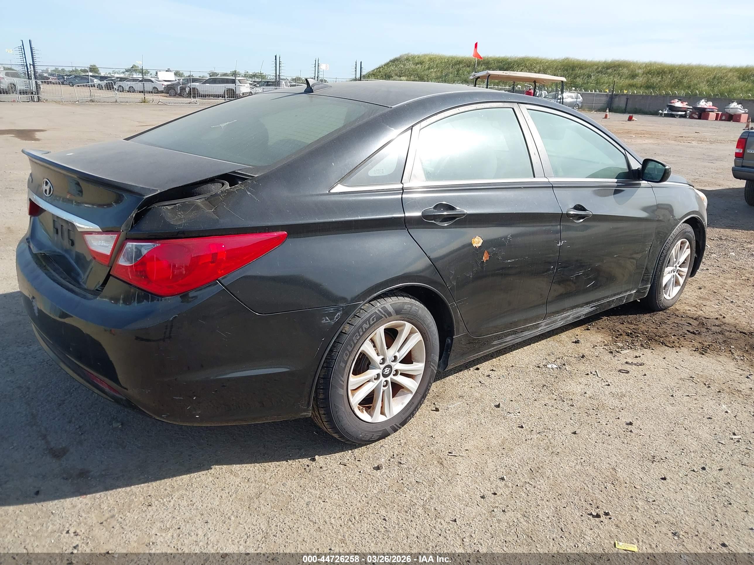 HYUNDAI SONATA image 4