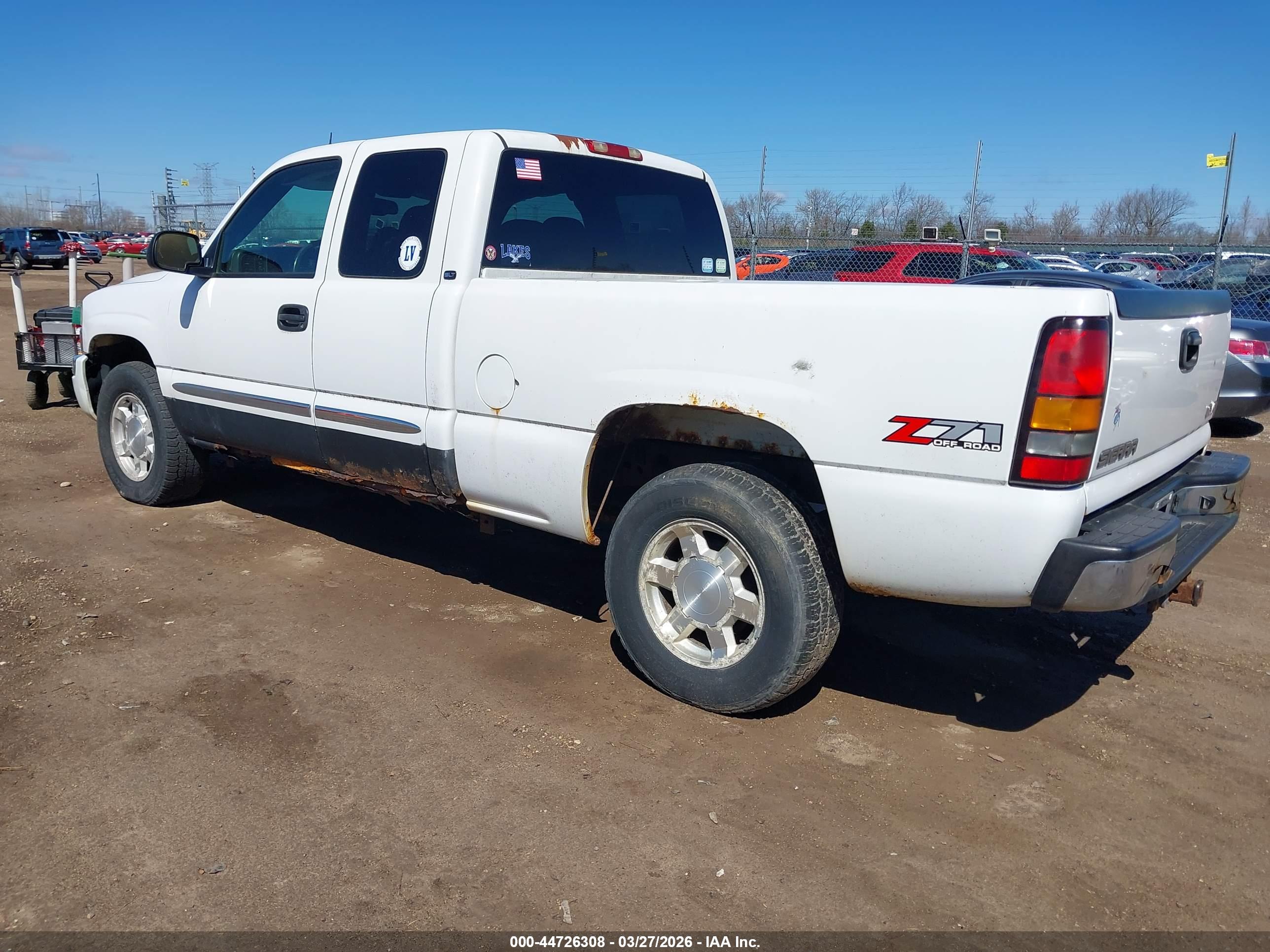 GMC SIERRA image 3