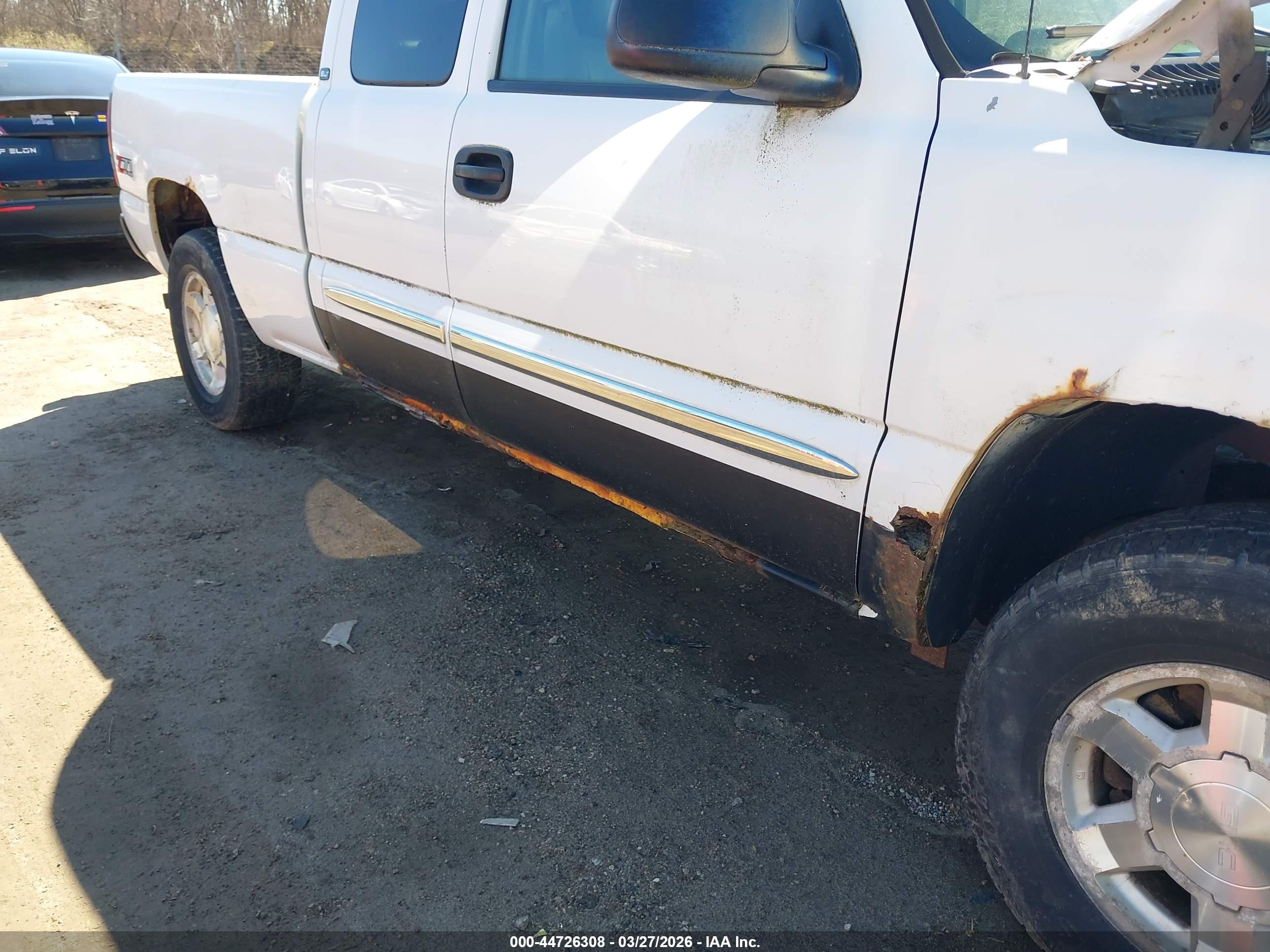 GMC SIERRA image 6