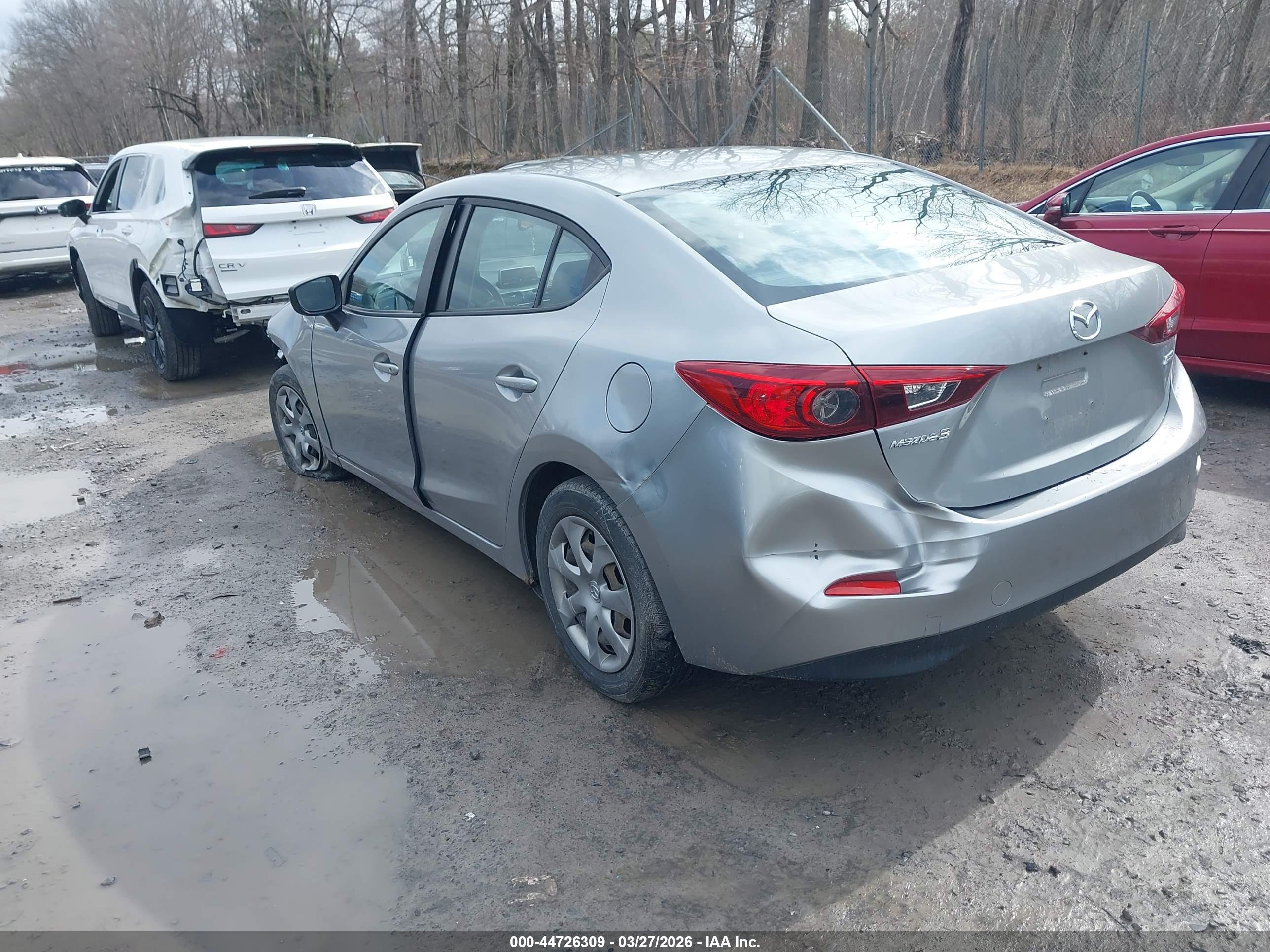 MAZDA MAZDA3 image 3