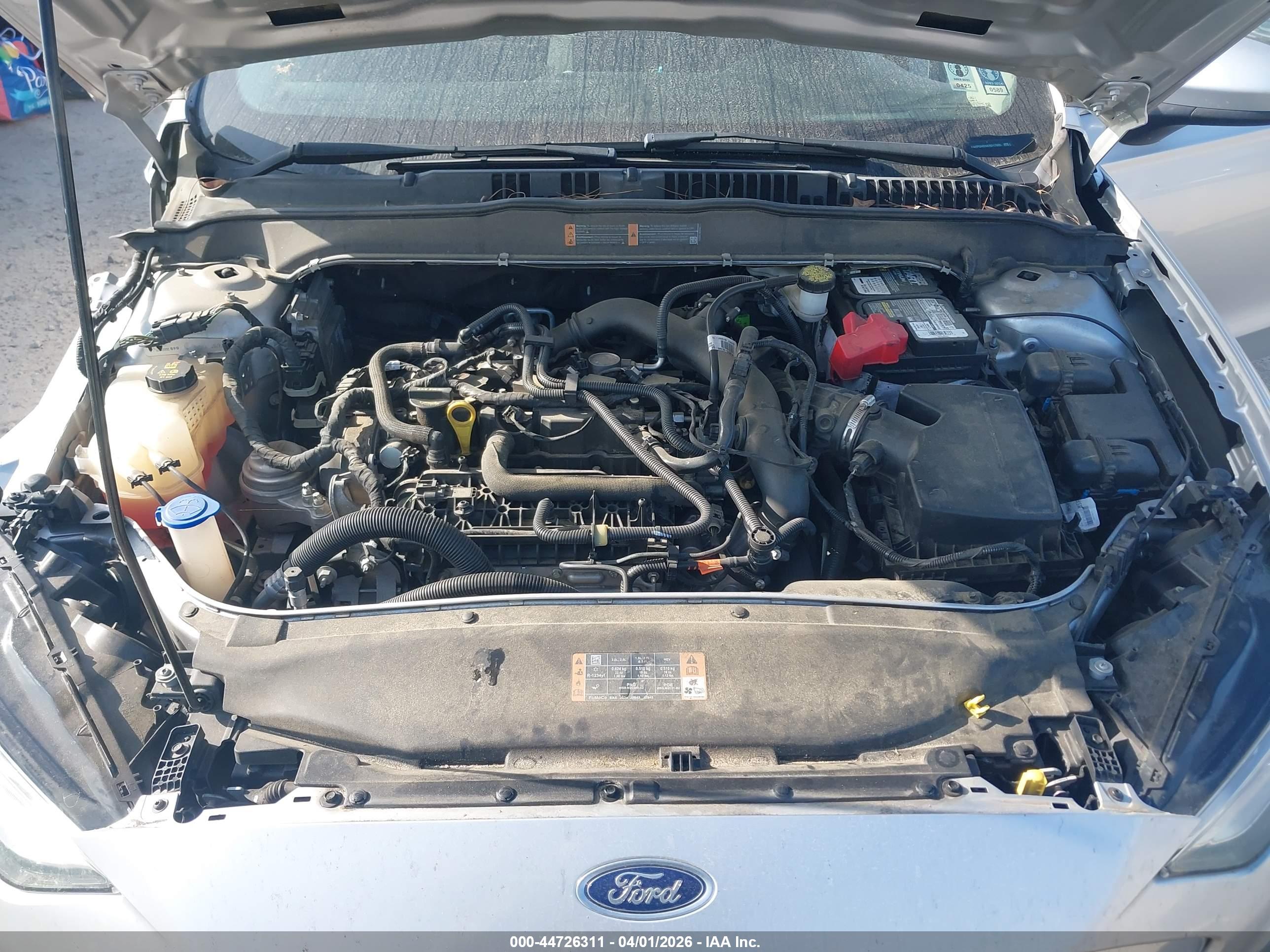 FORD FUSION image 10