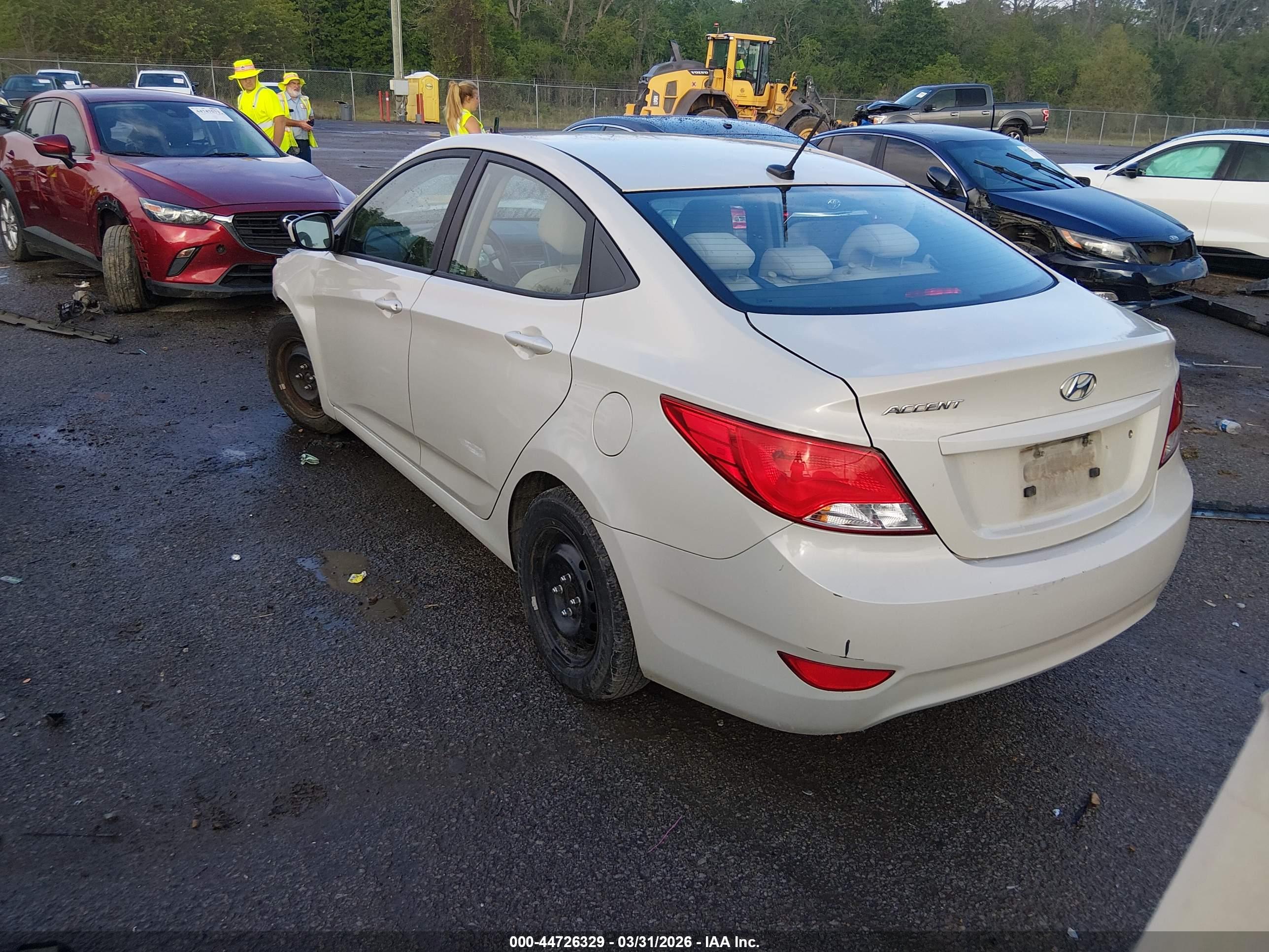 HYUNDAI ACCENT image 3