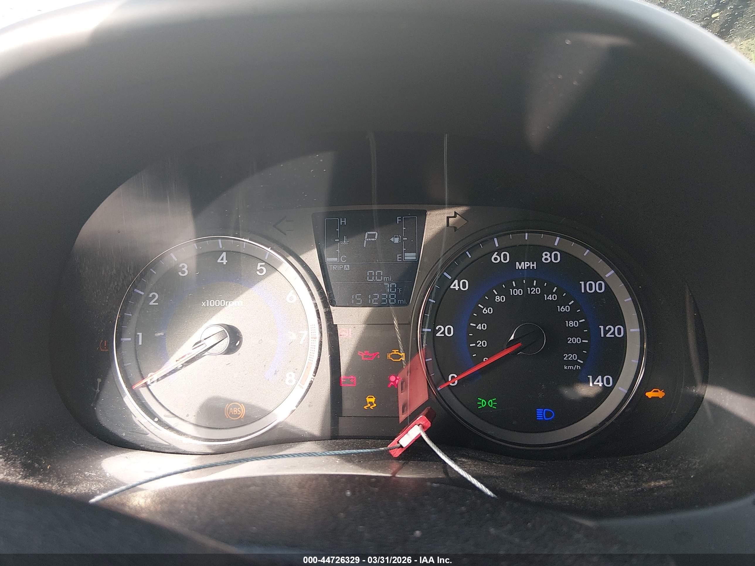 HYUNDAI ACCENT image 7