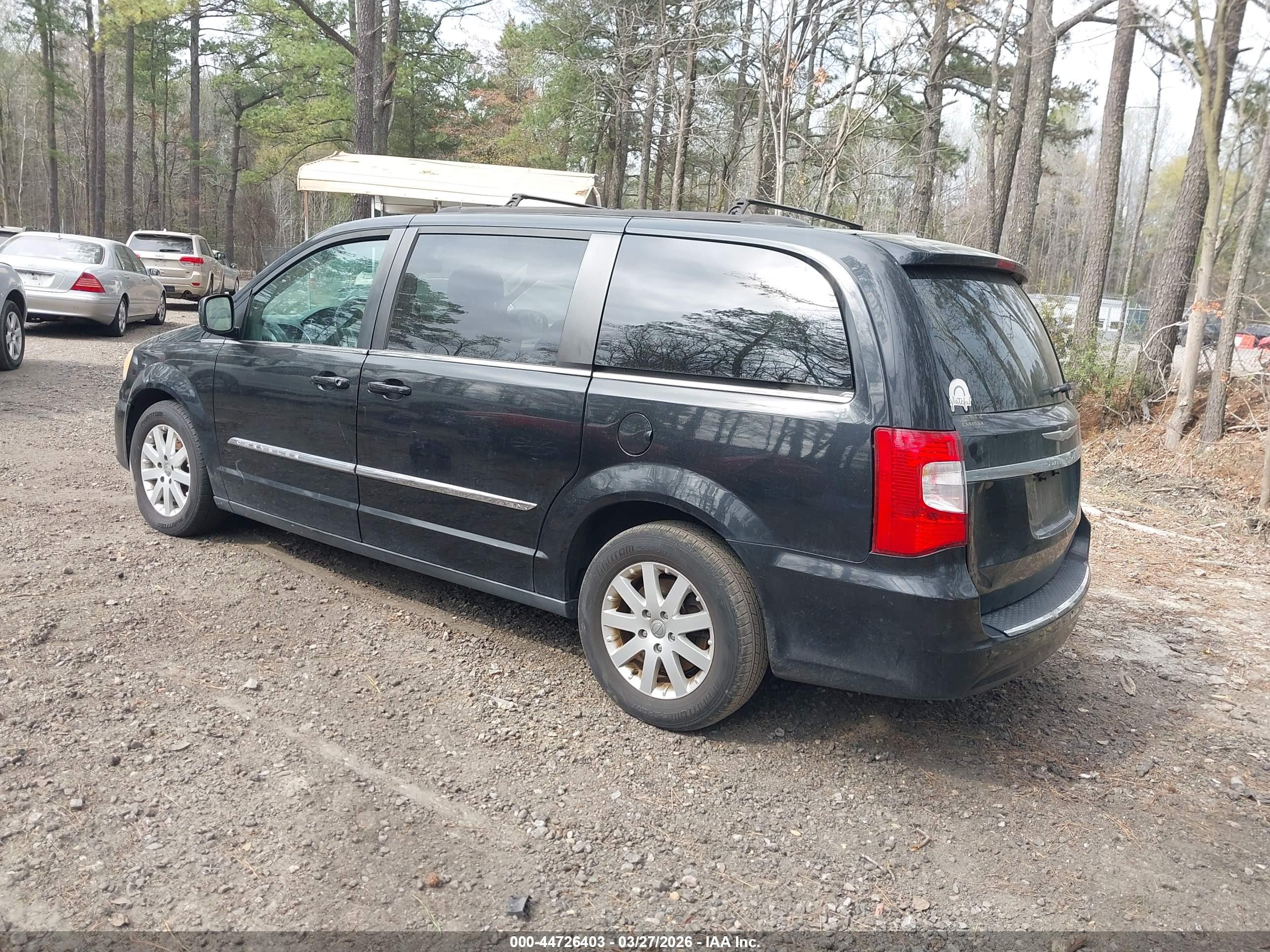 CHRYSLER TOWN image 3