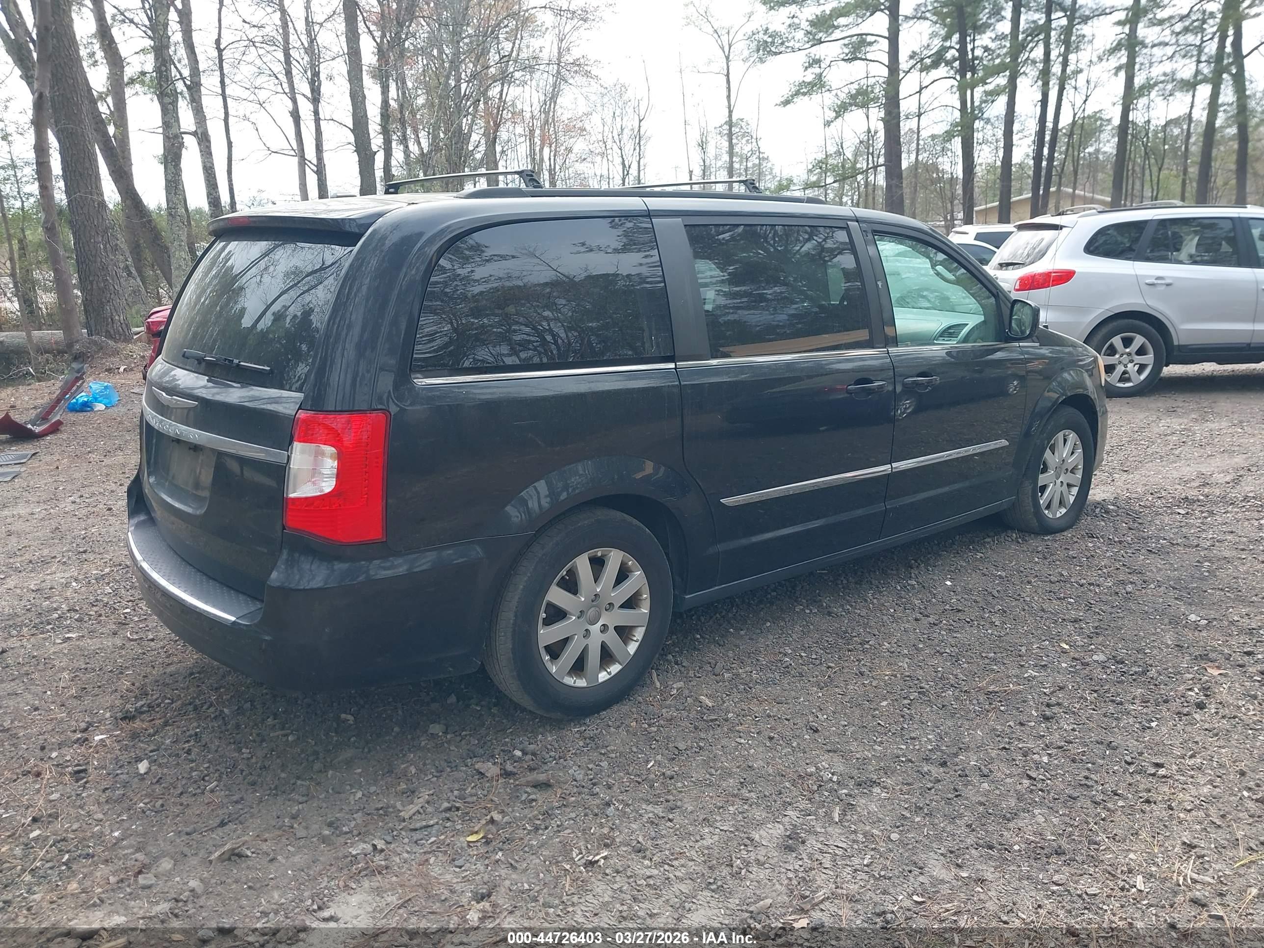 CHRYSLER TOWN image 4