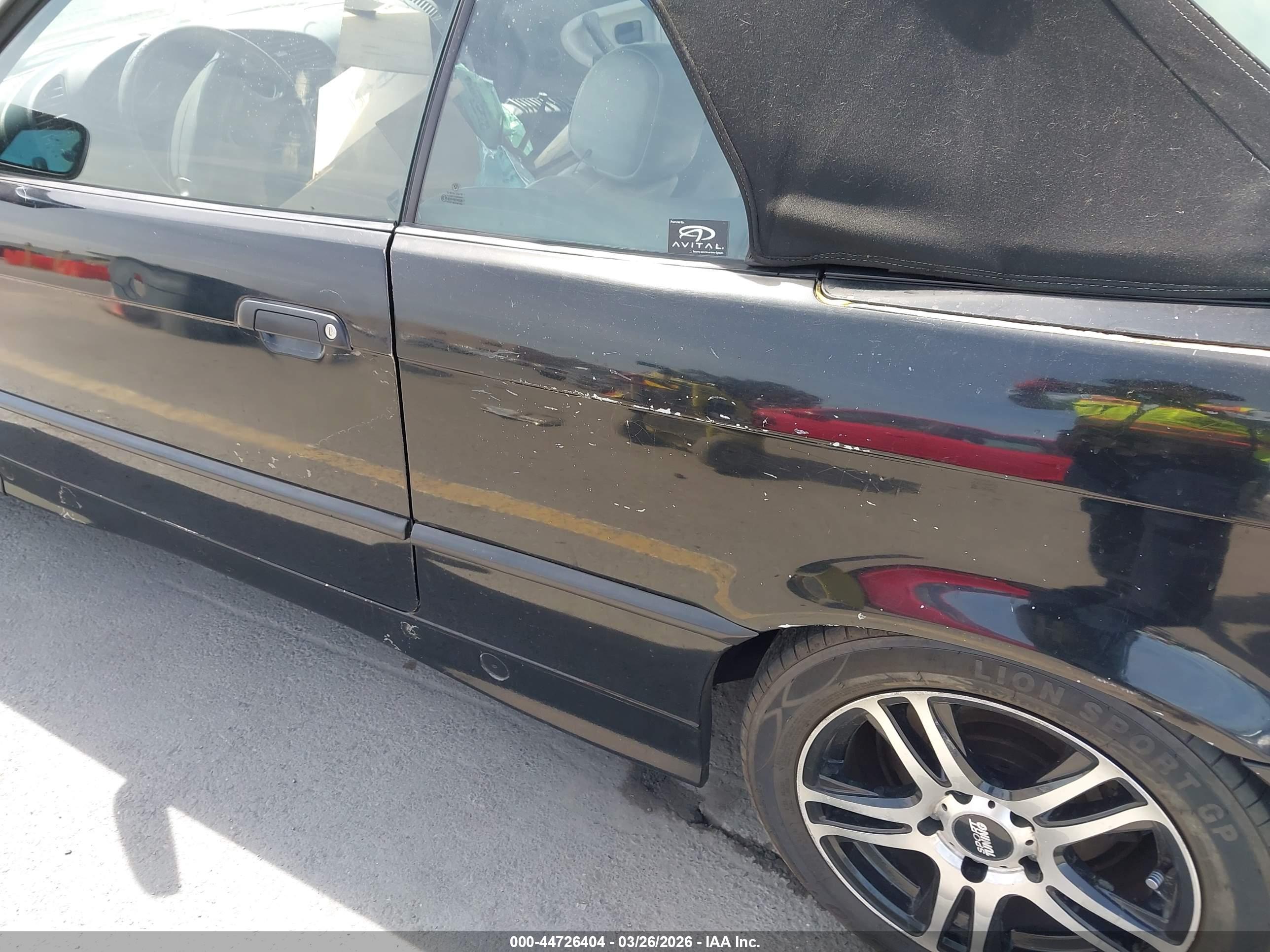 BMW 325 image 6