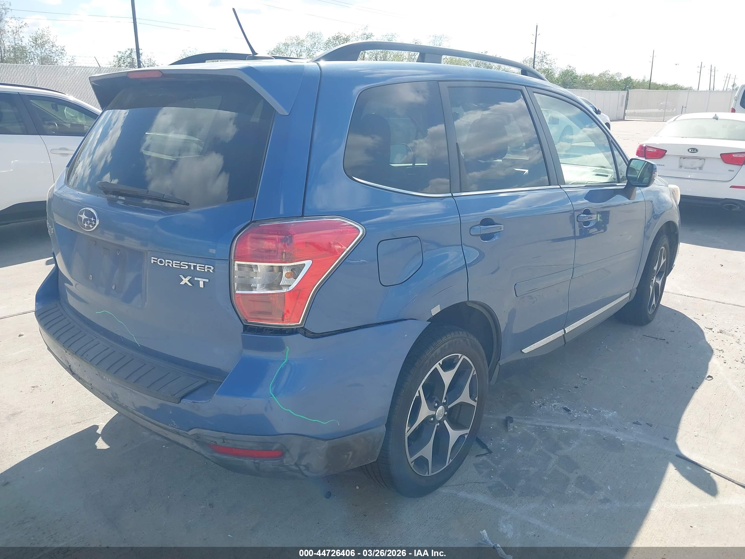 SUBARU FORESTER image 4