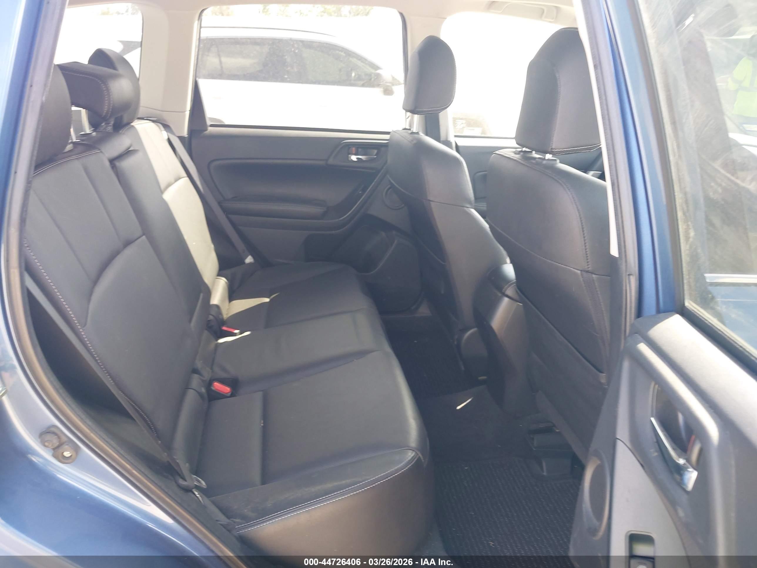 SUBARU FORESTER image 8