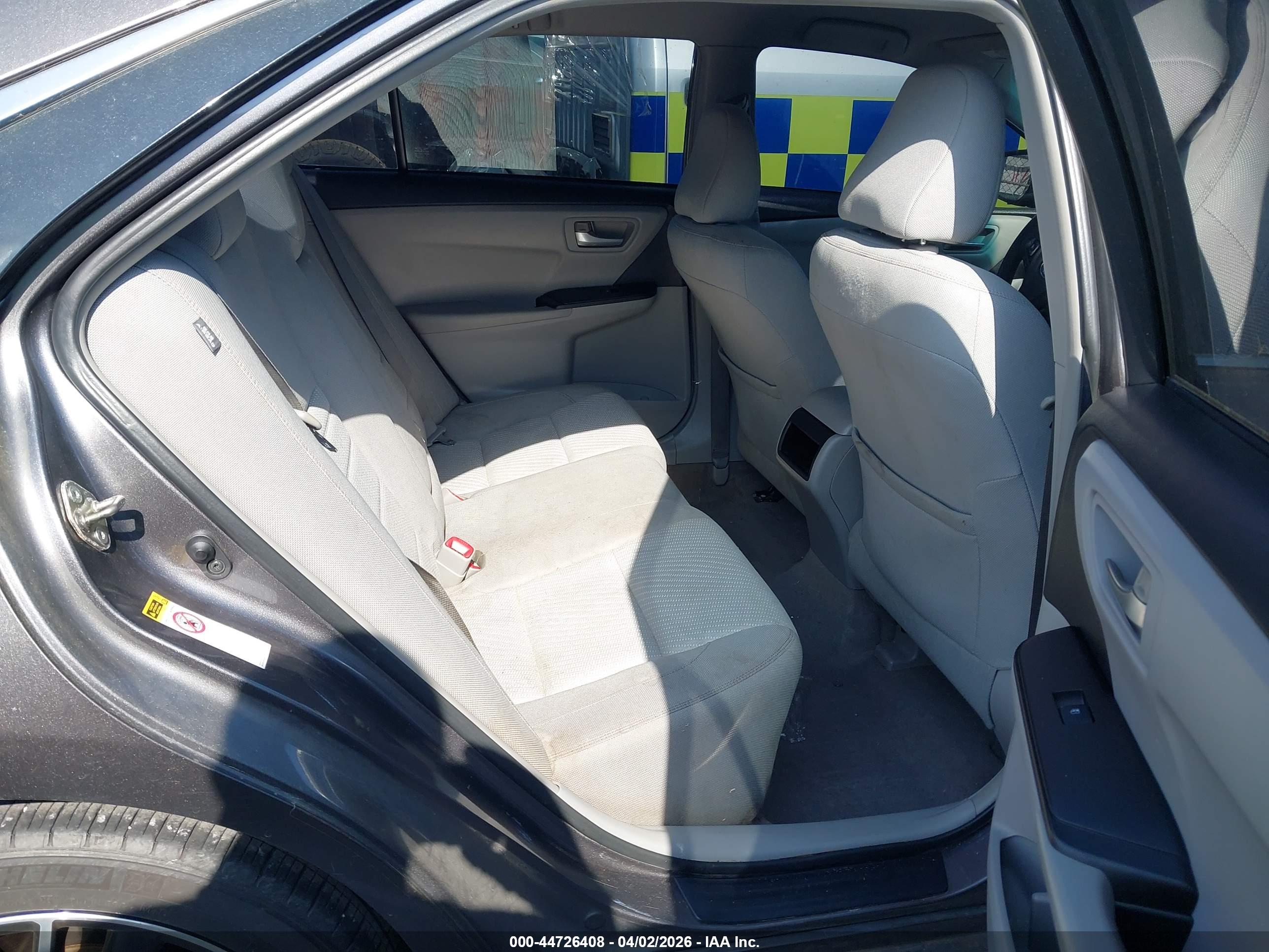 TOYOTA CAMRY image 8