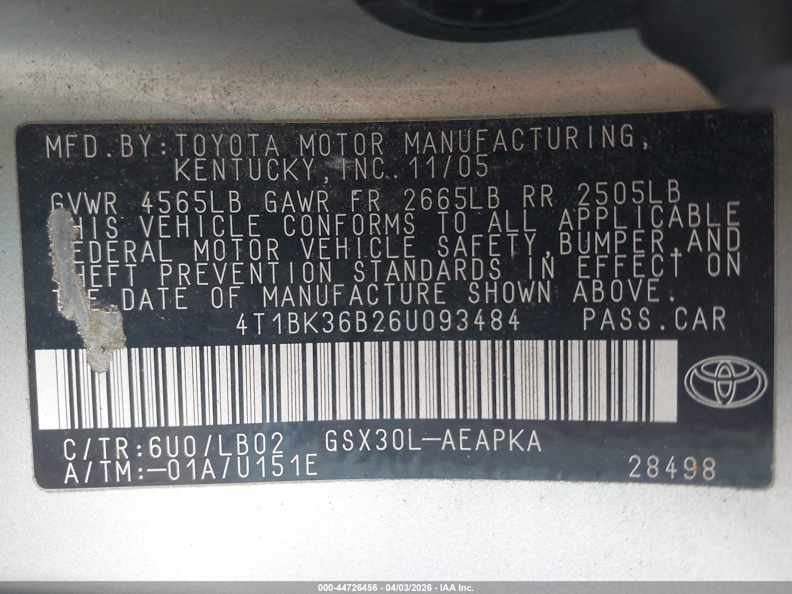 TOYOTA AVALON image 9