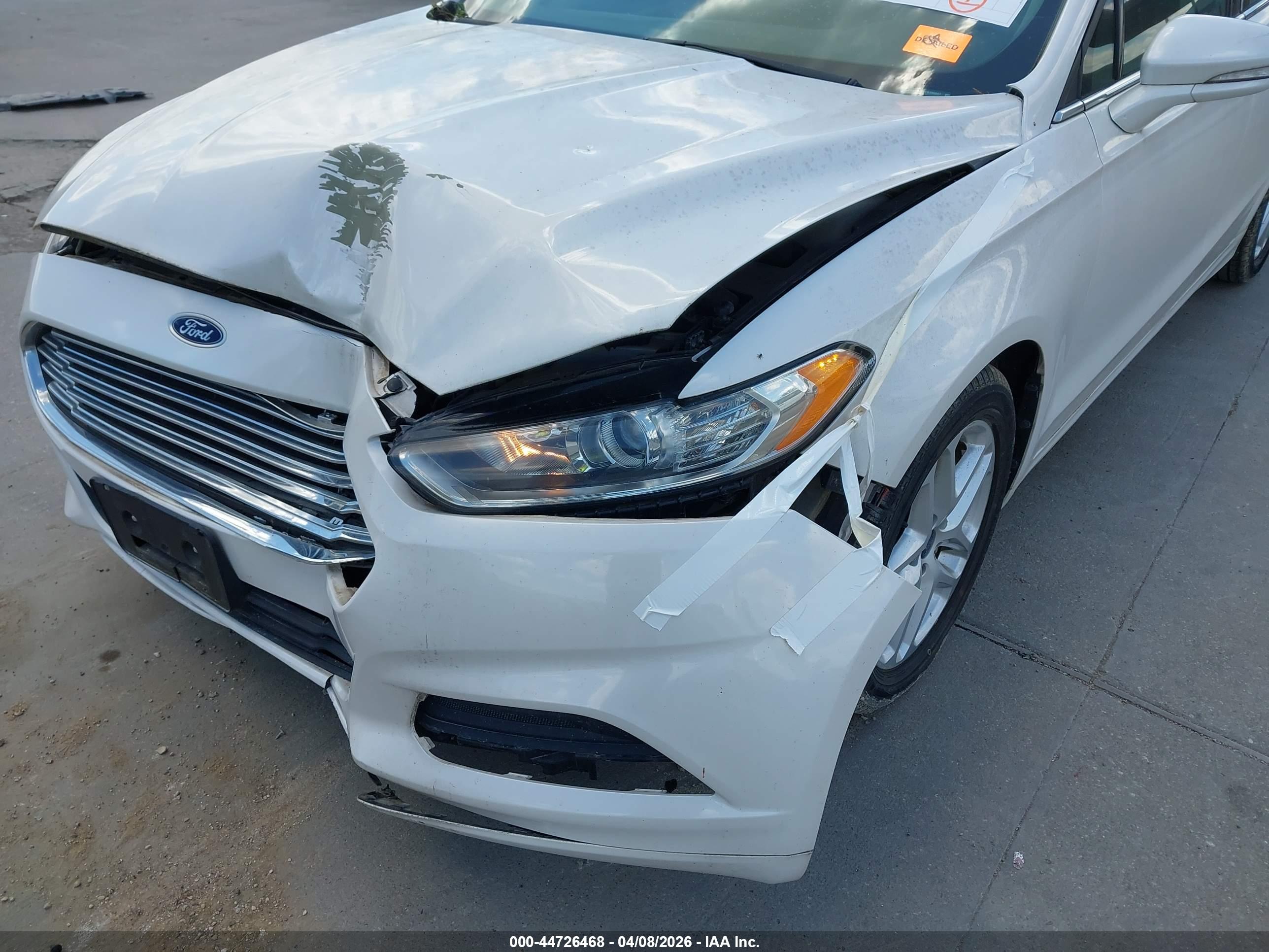FORD FUSION image 6