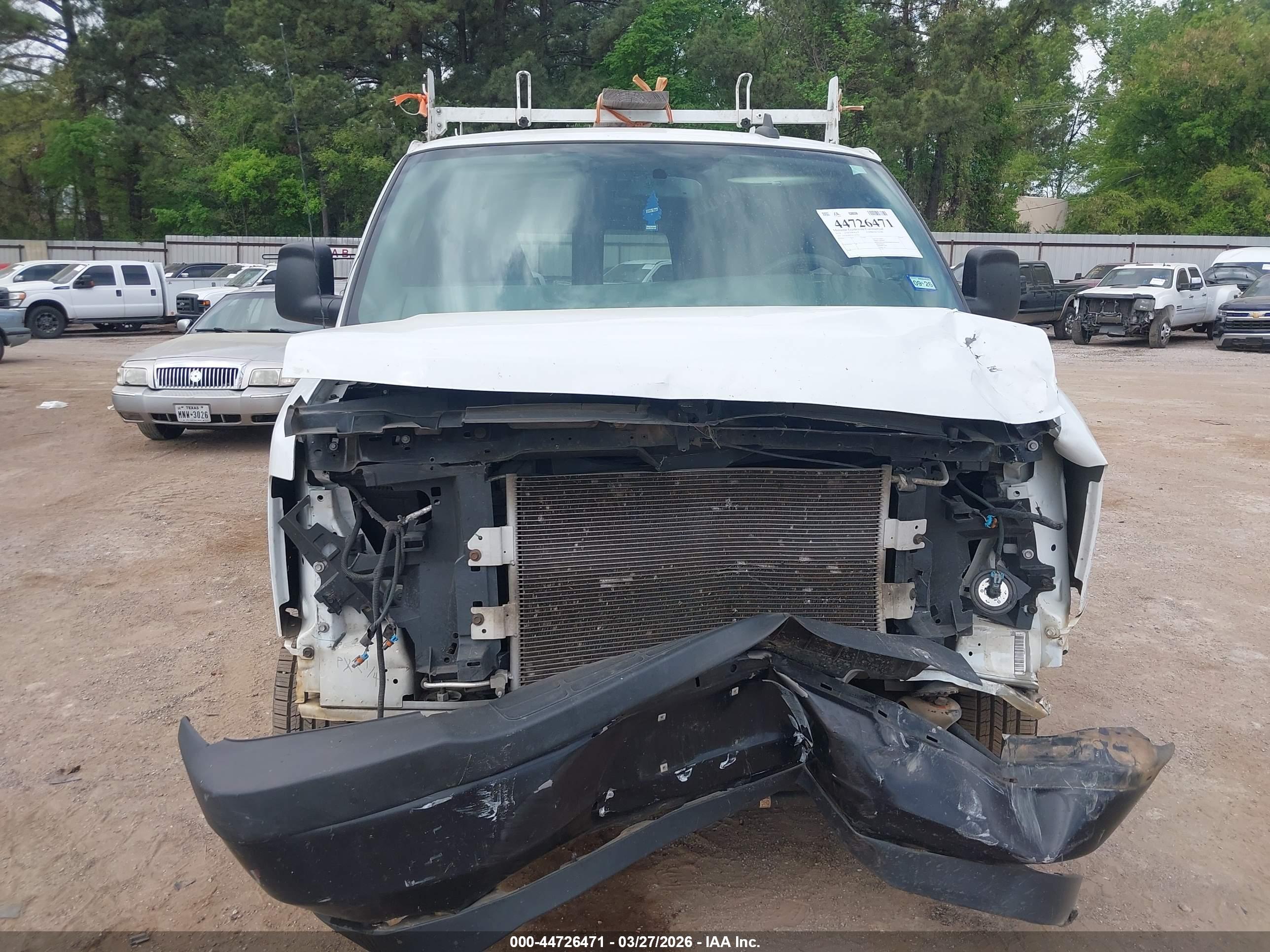 CHEVROLET EXPRESS image 6