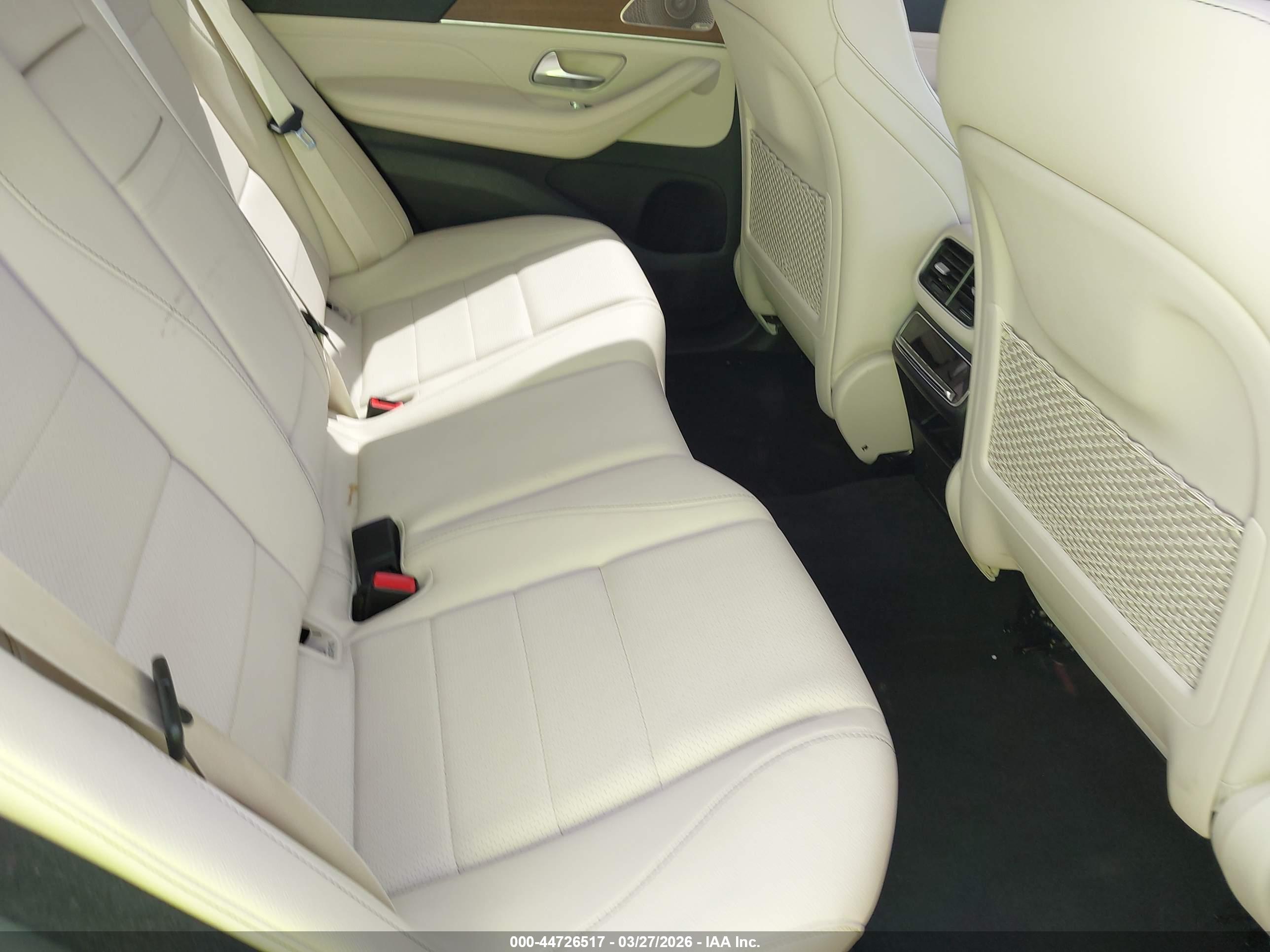 MERCEDES-BENZ GLE image 8