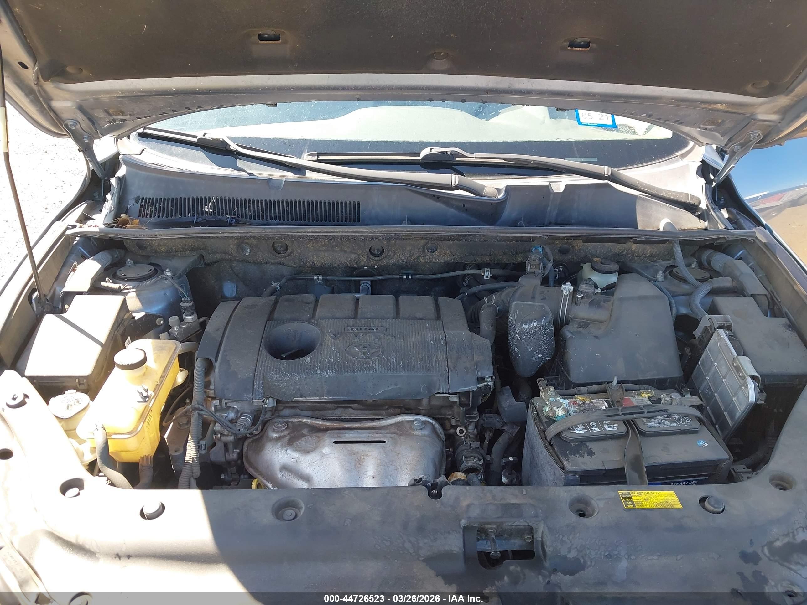 TOYOTA RAV4 image 10