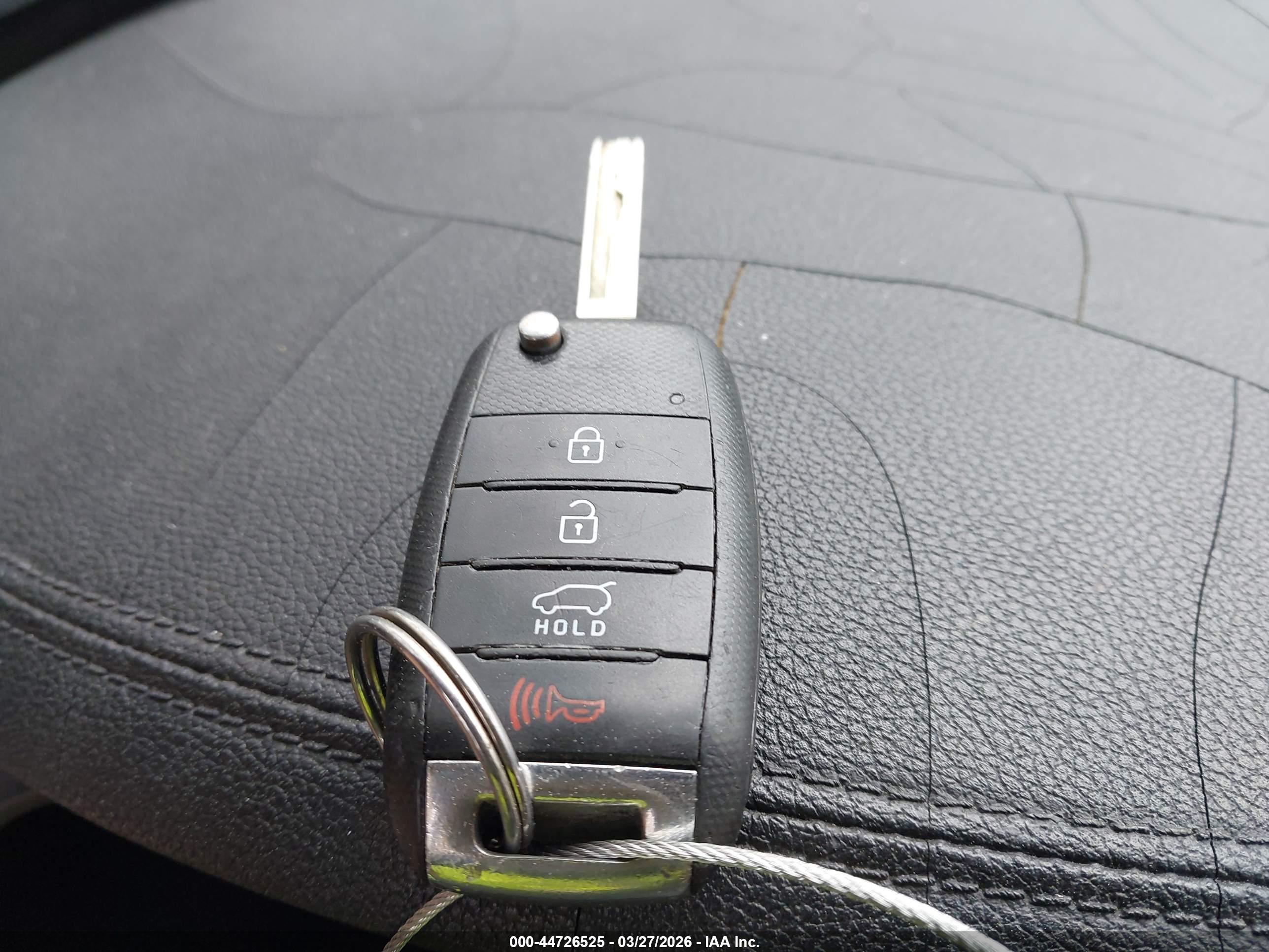 KIA SORENTO image 11
